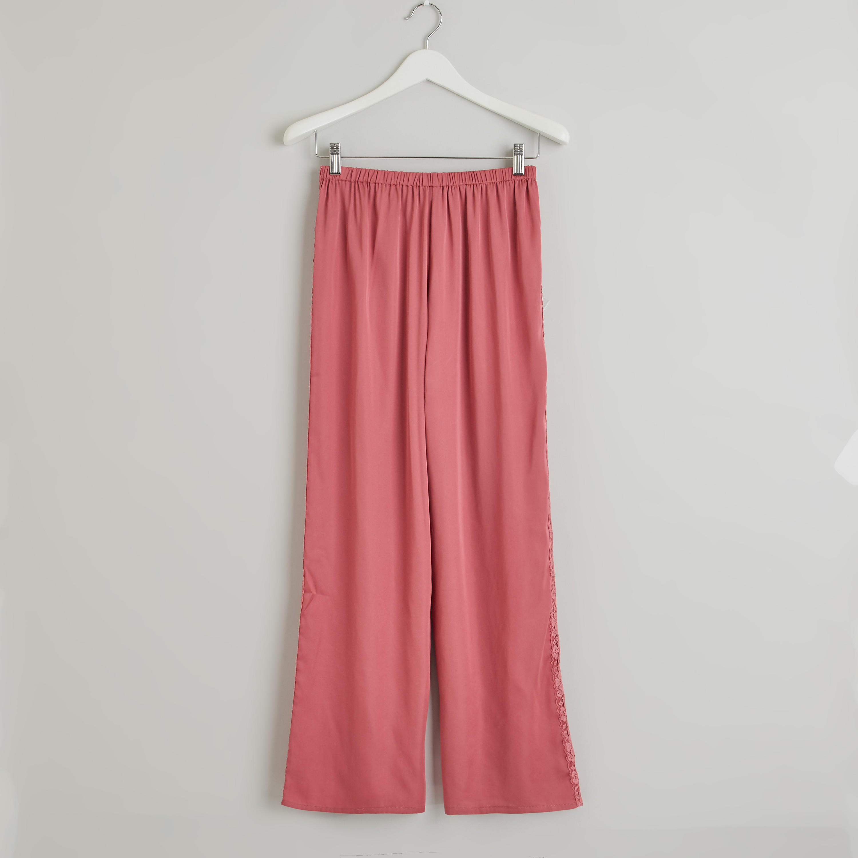 طقم بنطلون بيجاما وبلوزة دون أكمام بياقة V بتفاصيل دانتيل-women-clothing-nightwear-pyjamas-longsets-image-7