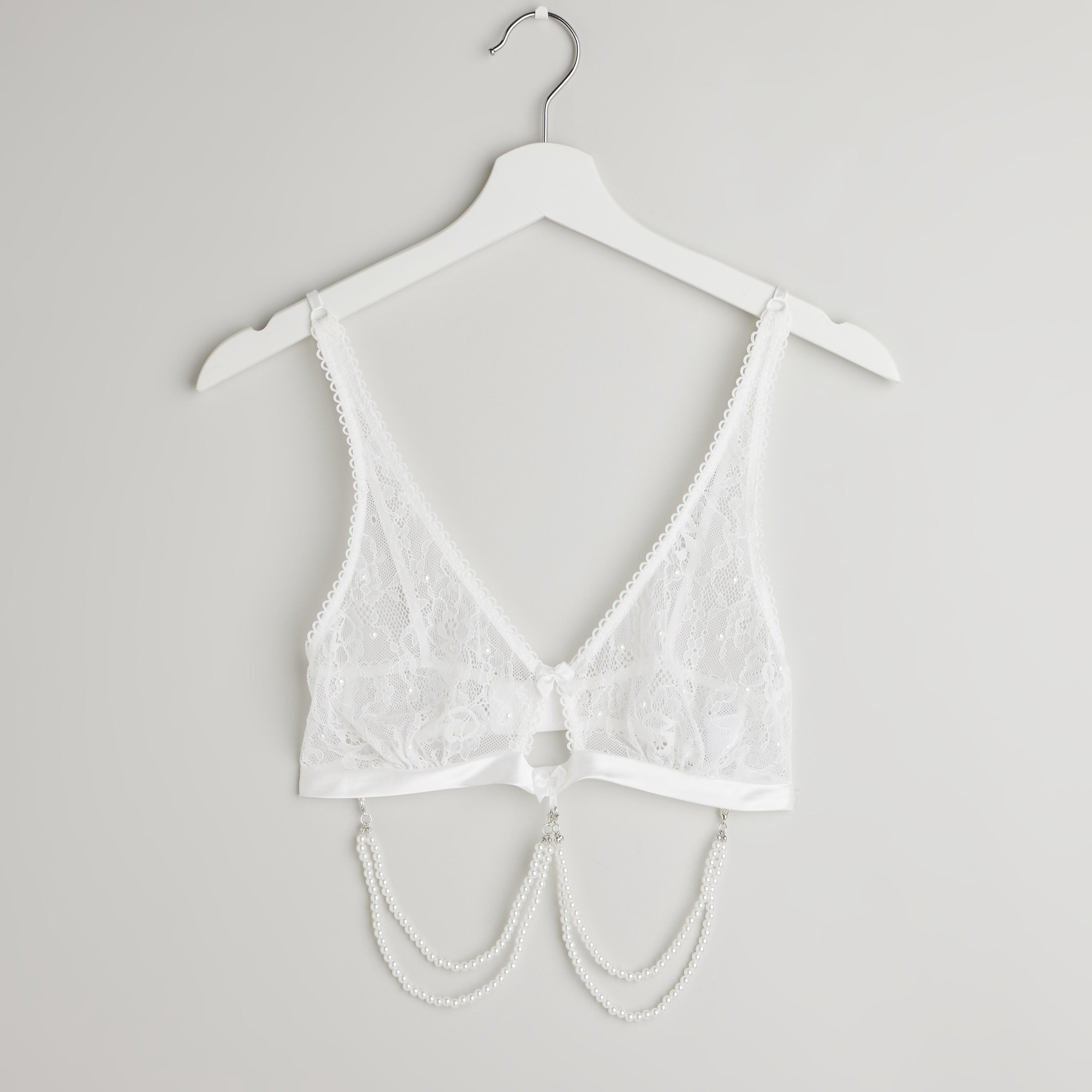 صدريّة مزينة بالدانتيل مع ثونغ-women-clothing-nightwear-pyjamas-longsets-image-2
