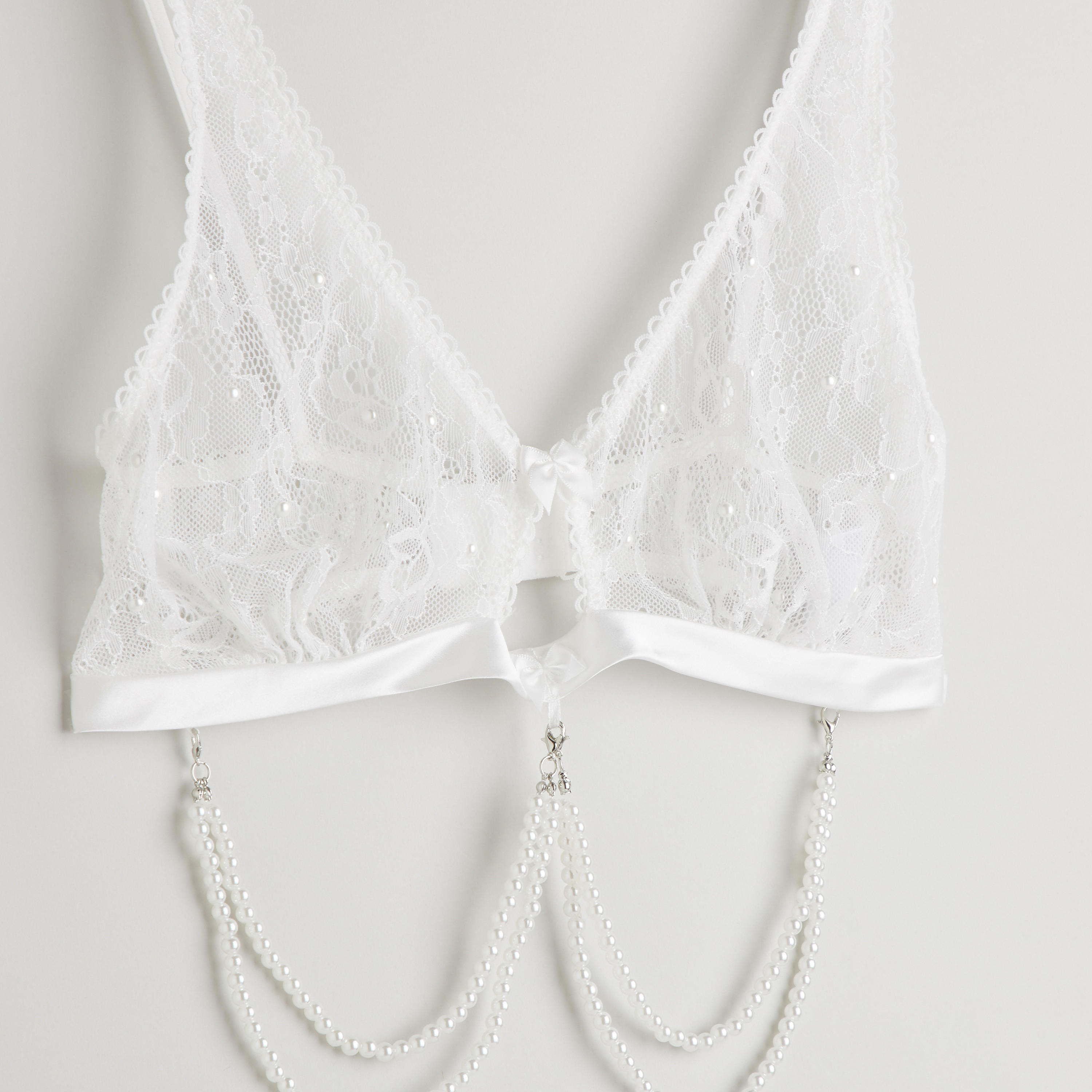 صدريّة مزينة بالدانتيل مع ثونغ-women-clothing-nightwear-pyjamas-longsets-image-3