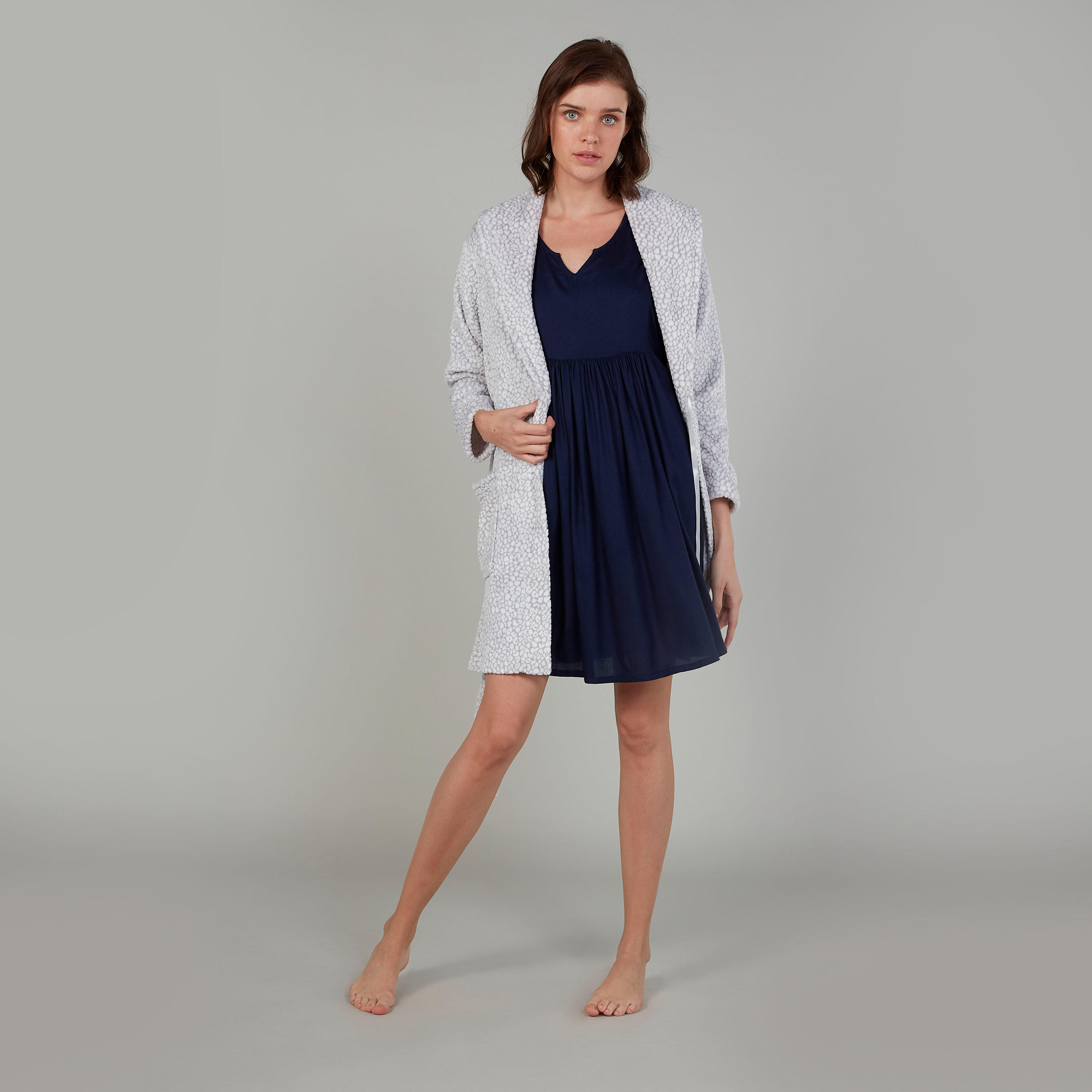 روب بارز الملمس بأكمام طويلة وأربطة-women-clothing-nightwear-robes-image-2
