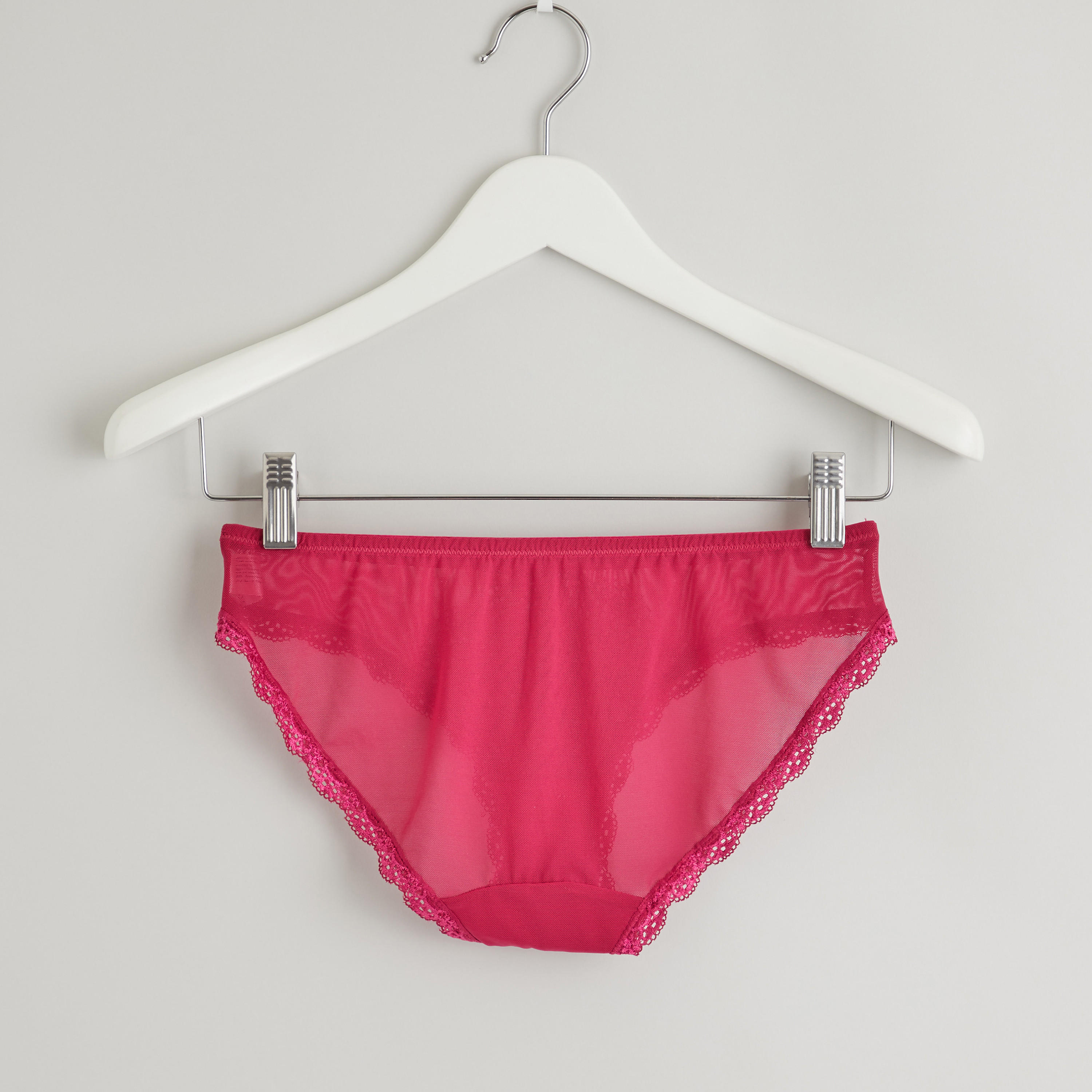 طقم سراويل داخلية وصدريّة مبطّنة بتفاصيل دانتيل-women-clothing-lingerie-lingeriesets-image-5
