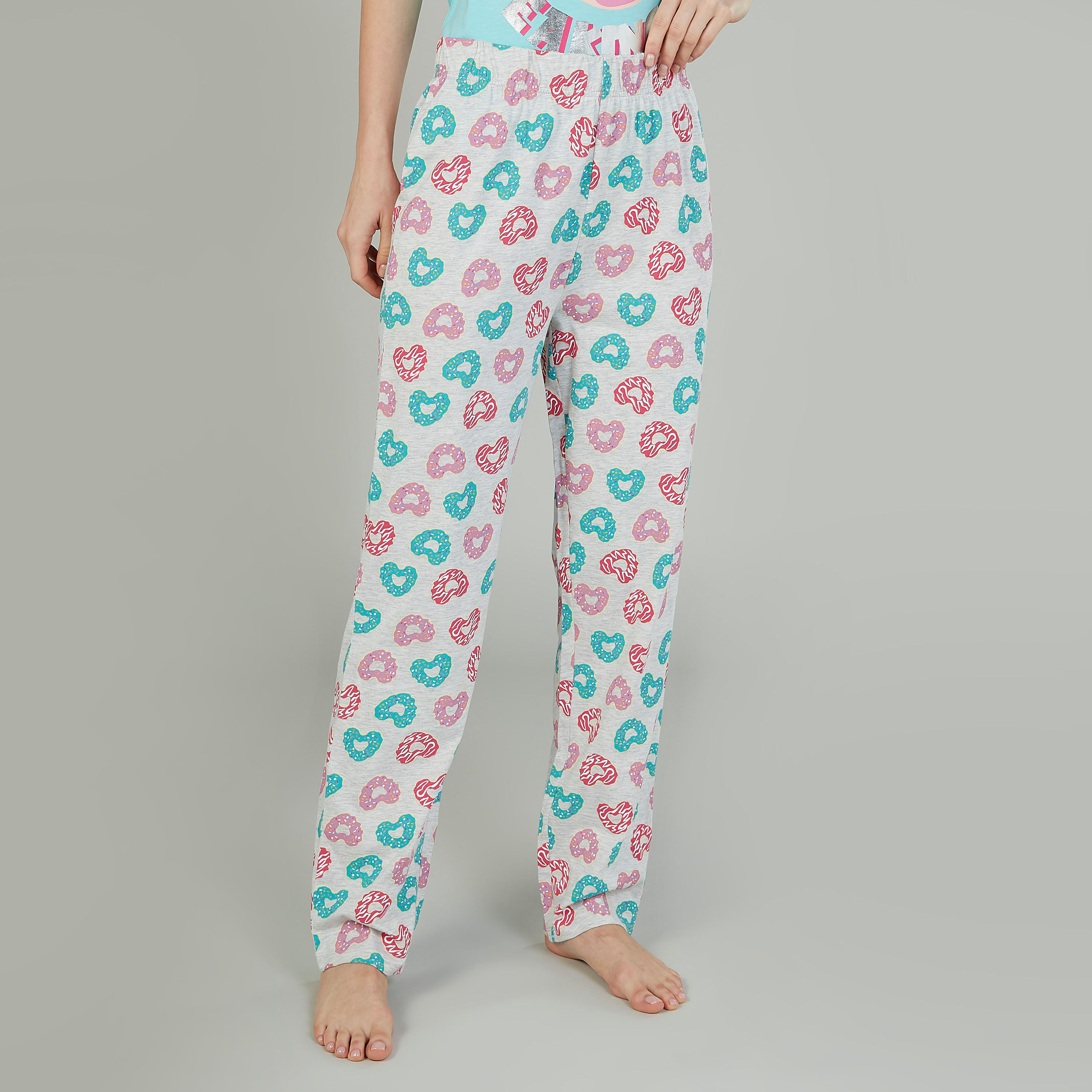 طقم بنطلون بيجاما وتيشيرت بياقة مستديرة وطبعات-women-clothing-nightwear-pyjamas-longsets-image-4