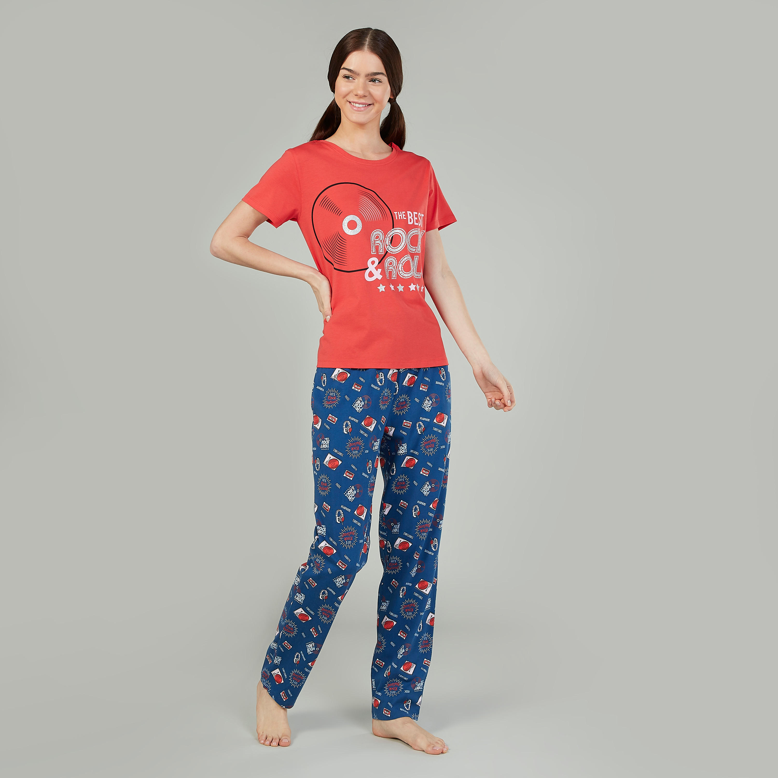 طقم بنطلون بيجاما وتيشيرت بياقة مستديرة وطبعات-women-clothing-nightwear-pyjamas-longsets-image-4
