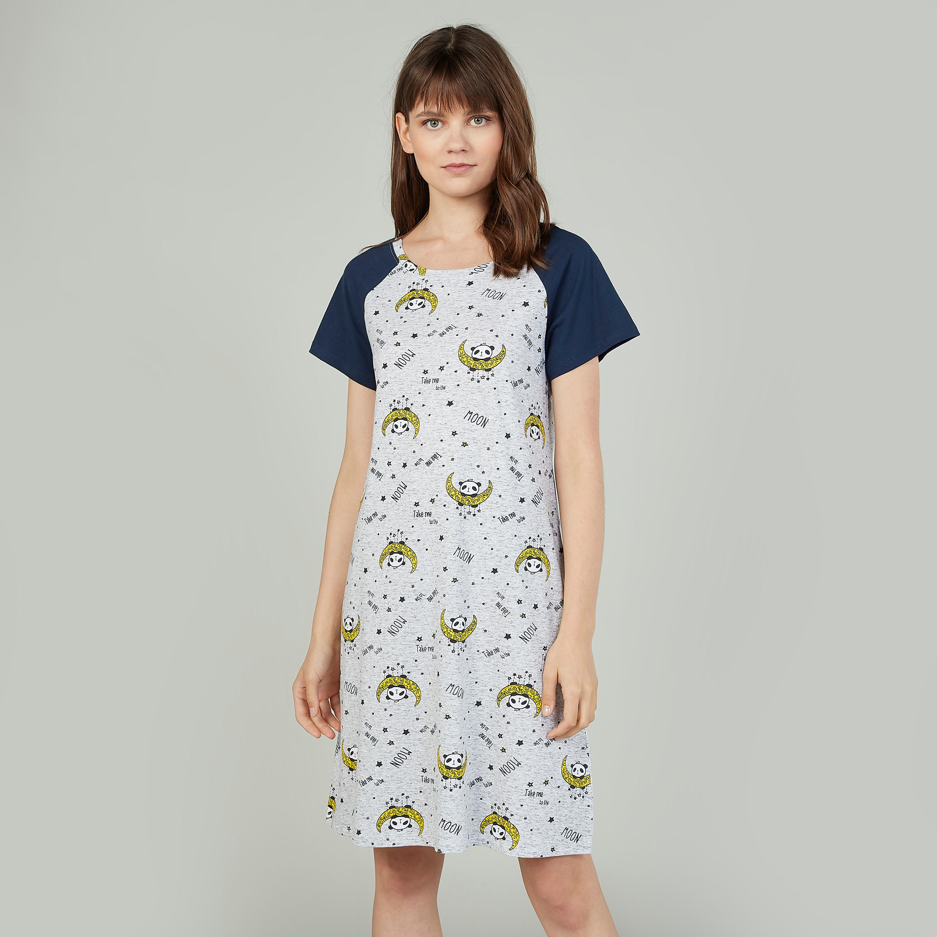 فستان نوم مستدام بأكمام مغايرة وطبعات- طقم من قطعتين-women-clothing-nightwear-nighties-image-2