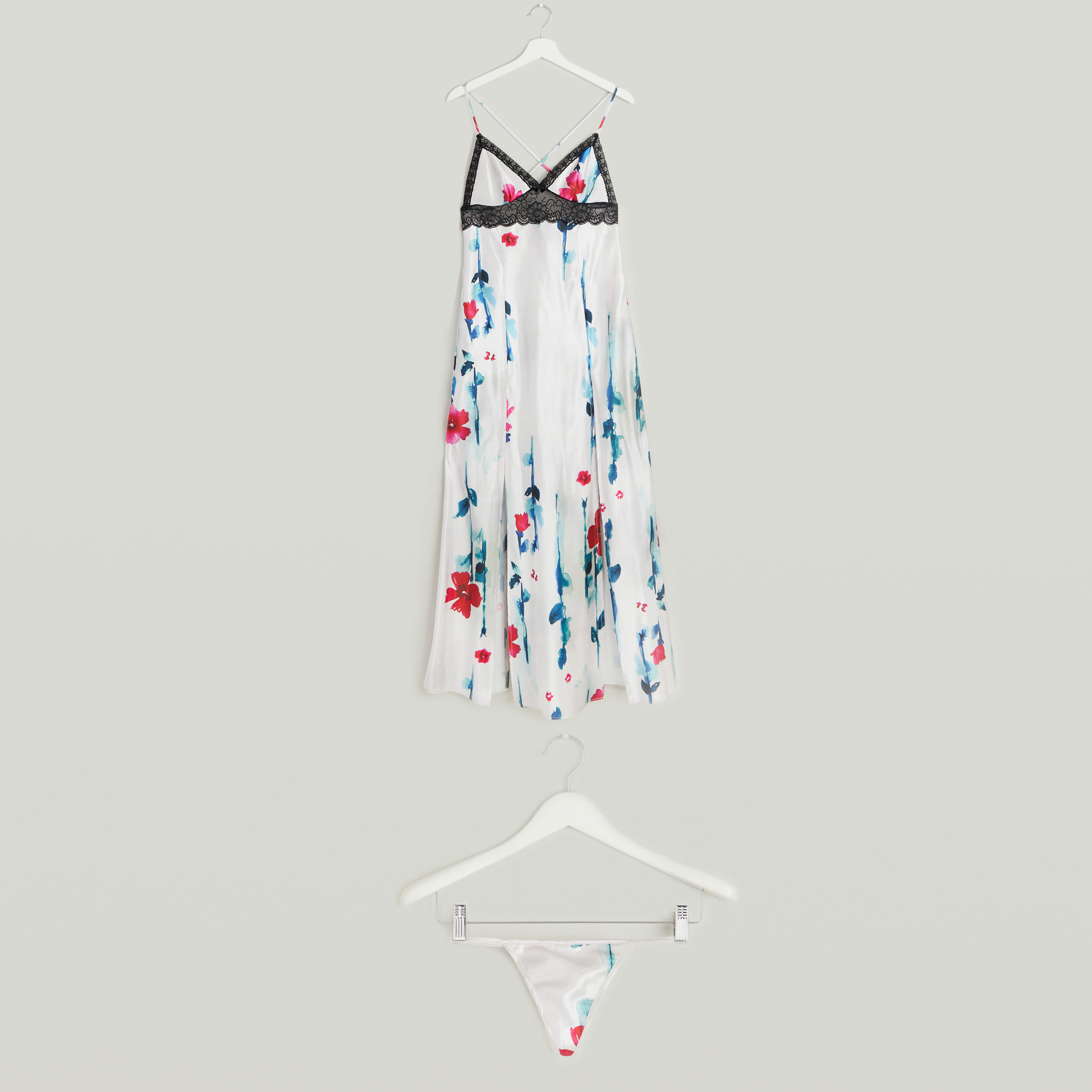 قميص نوم دون أكمام بطبعات مع ثونغ-women-clothing-nightwear-nighties-image-1