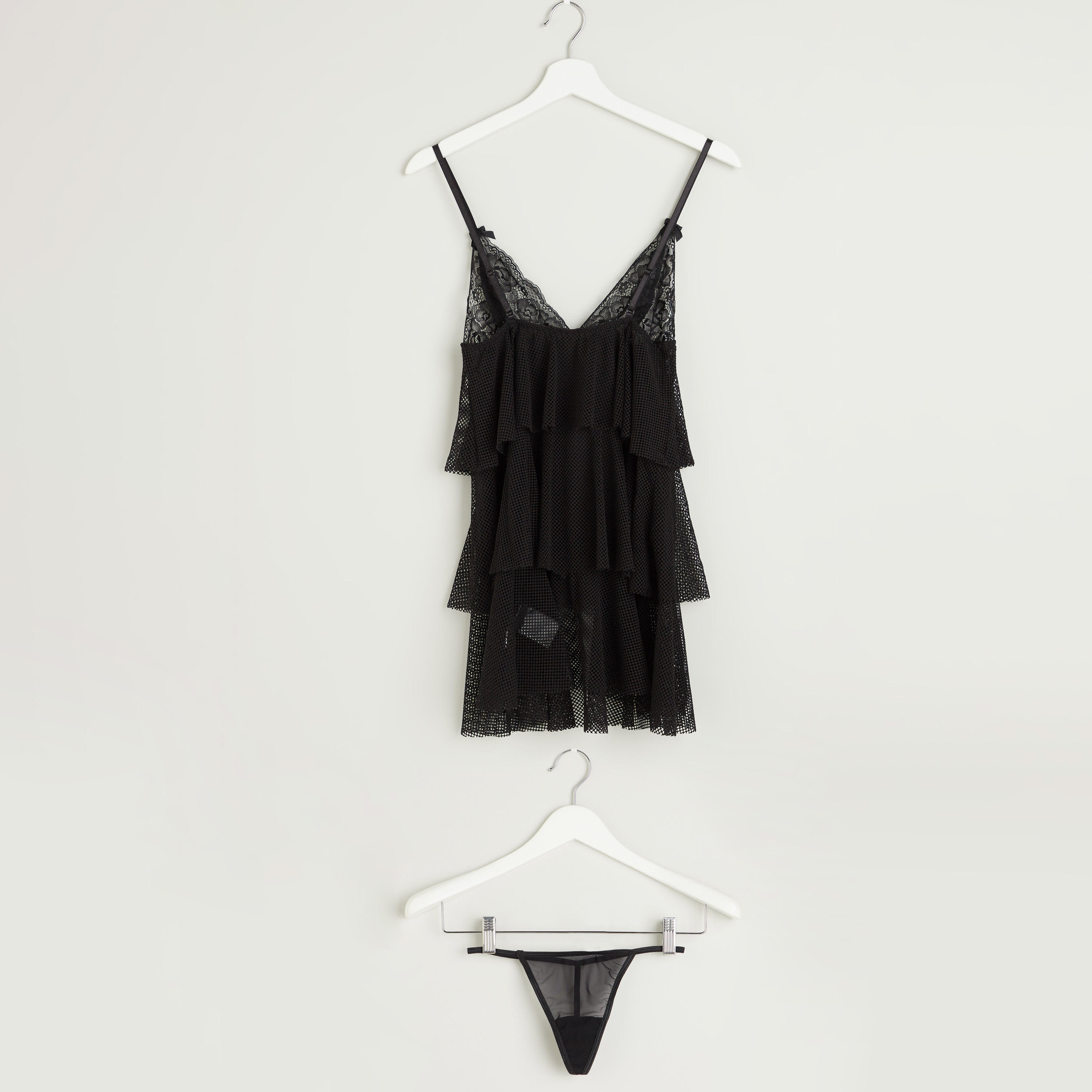 قميص نوم دانتيل بياقة V مع ثونج-women-clothing-nightwear-pyjamas-longsets-image-1