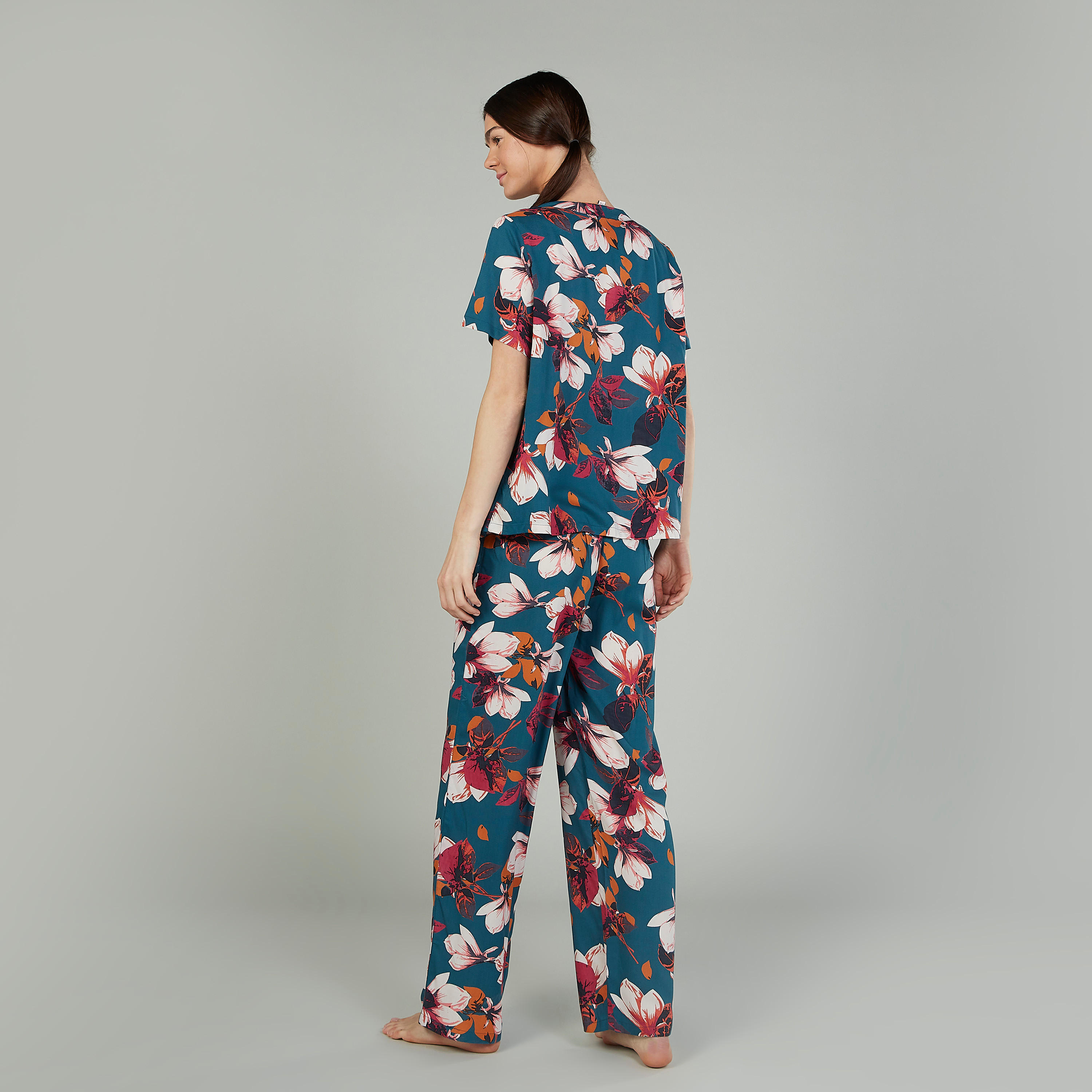 طقم بنطلون بيجاما وقناع للعينين وقميص بأكمام قصيرة وطبعات زهرية-women-clothing-nightwear-pyjamas-longsets-image-2