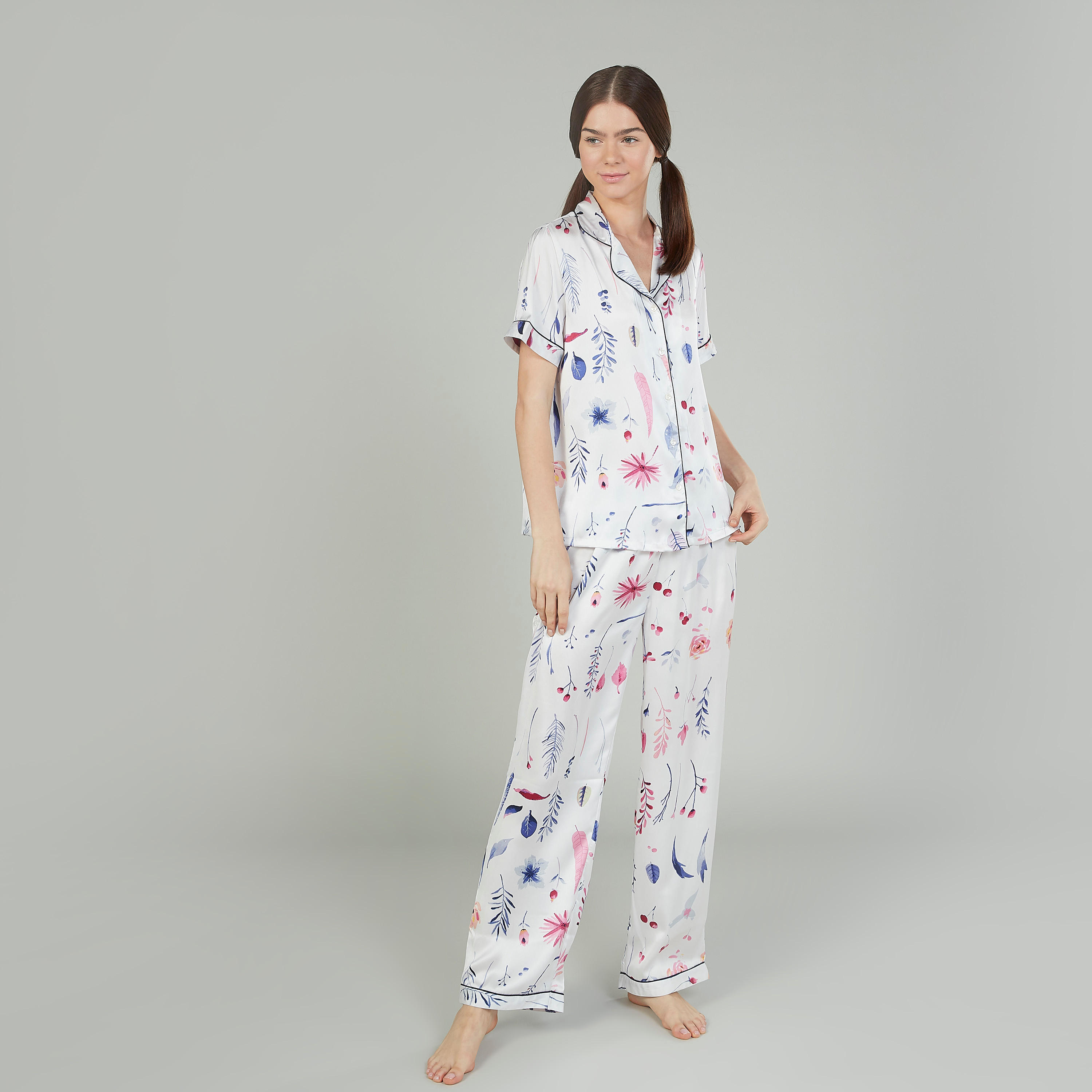 طقم بنطلون بيجاما وقناع للعينين وقميص بأكمام قصيرة وطبعات-women-clothing-nightwear-pyjamas-longsets-image-1