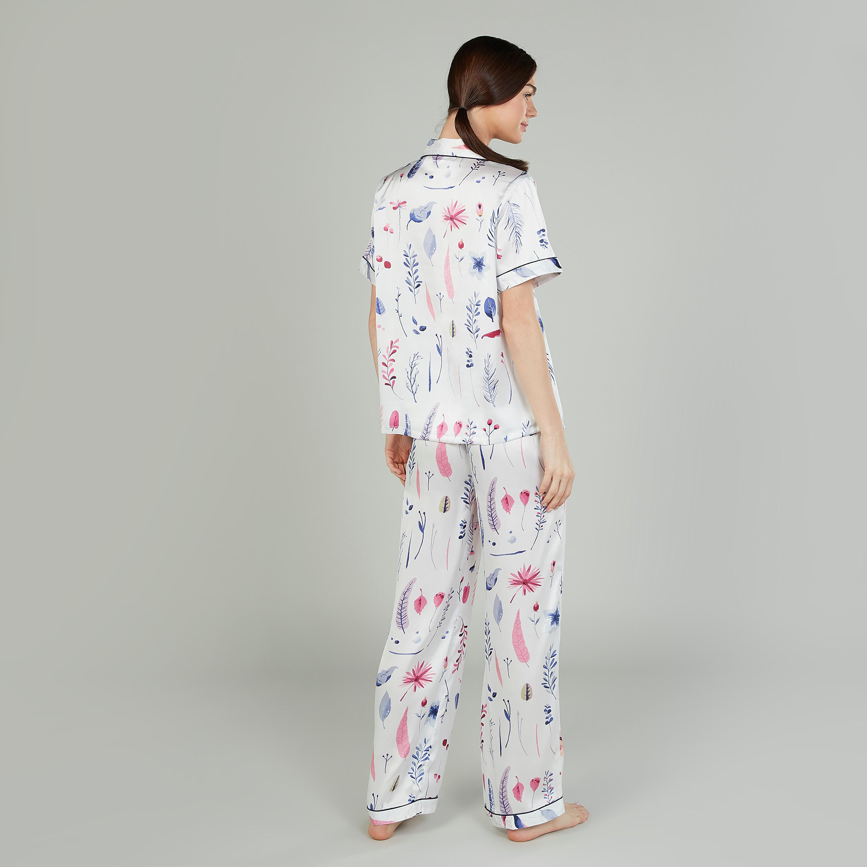 طقم بنطلون بيجاما وقناع للعينين وقميص بأكمام قصيرة وطبعات-women-clothing-nightwear-pyjamas-longsets-image-2