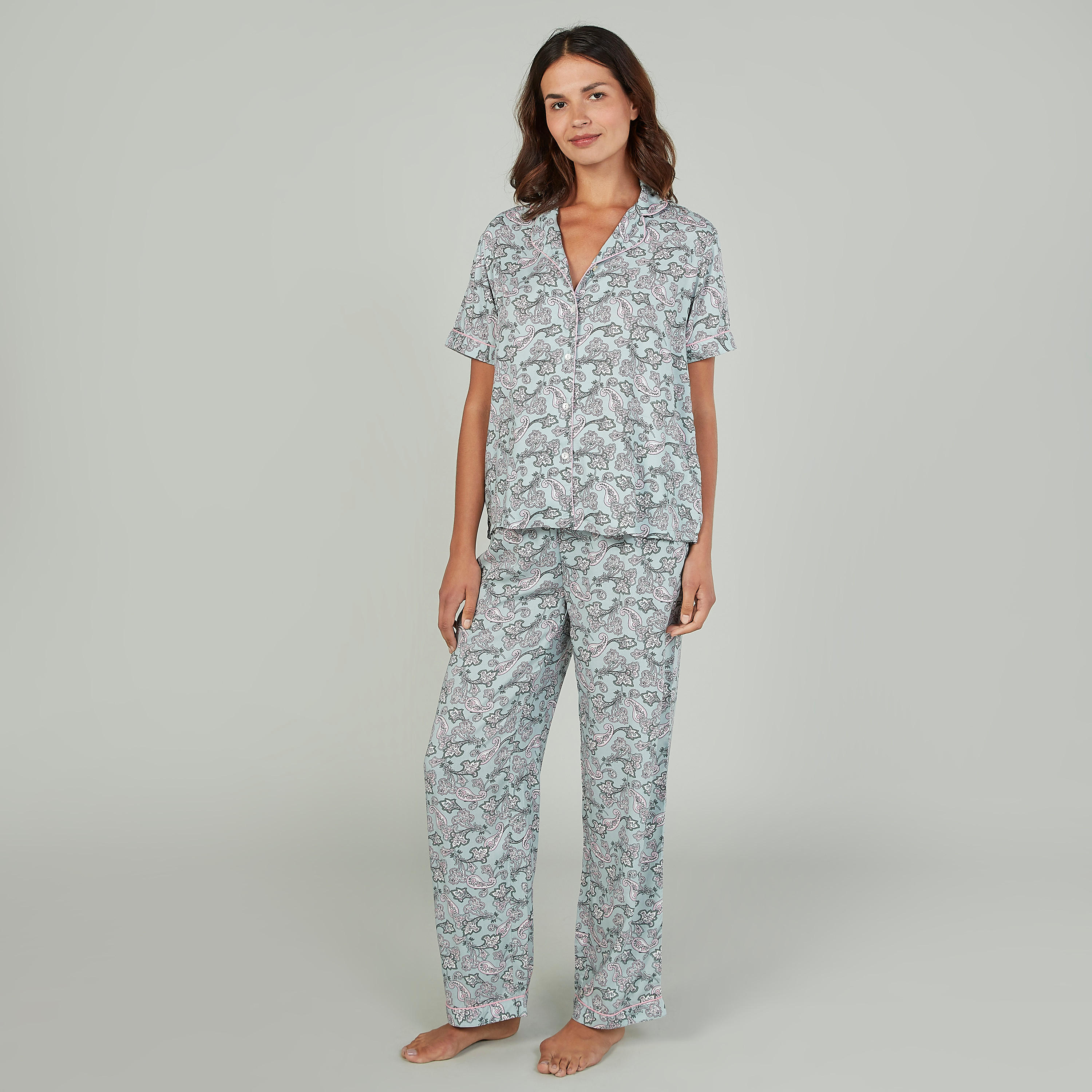 طقم بنطلون بيجاما طويل وقميص بأكمام قصيرة وطبعات-women-clothing-nightwear-pyjamas-longsets-image-1