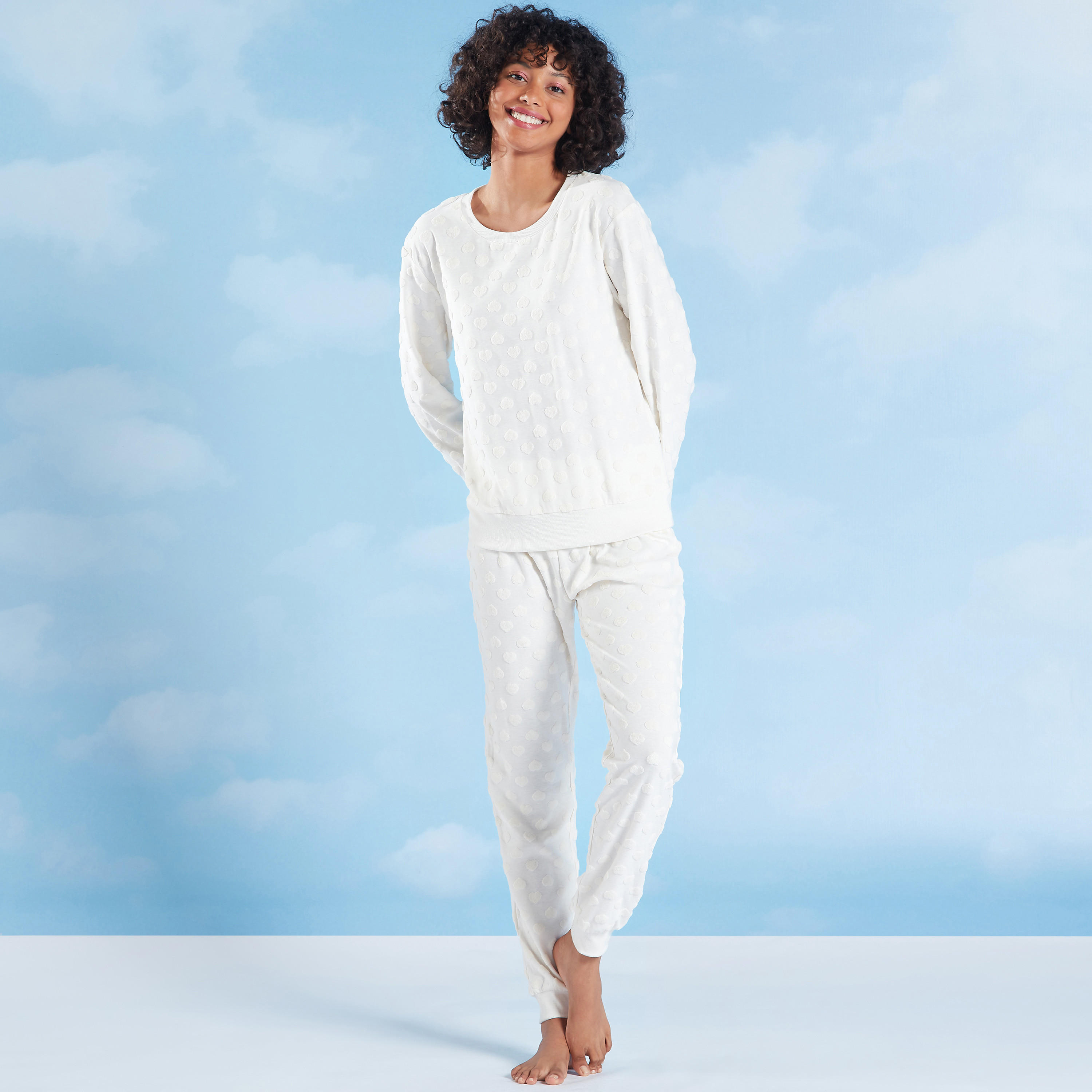 طقم بنطلون رياضي وتيشيرت بارز الملمس بأكمام طويلة-women-clothing-nightwear-pyjamas-longsets-image-1