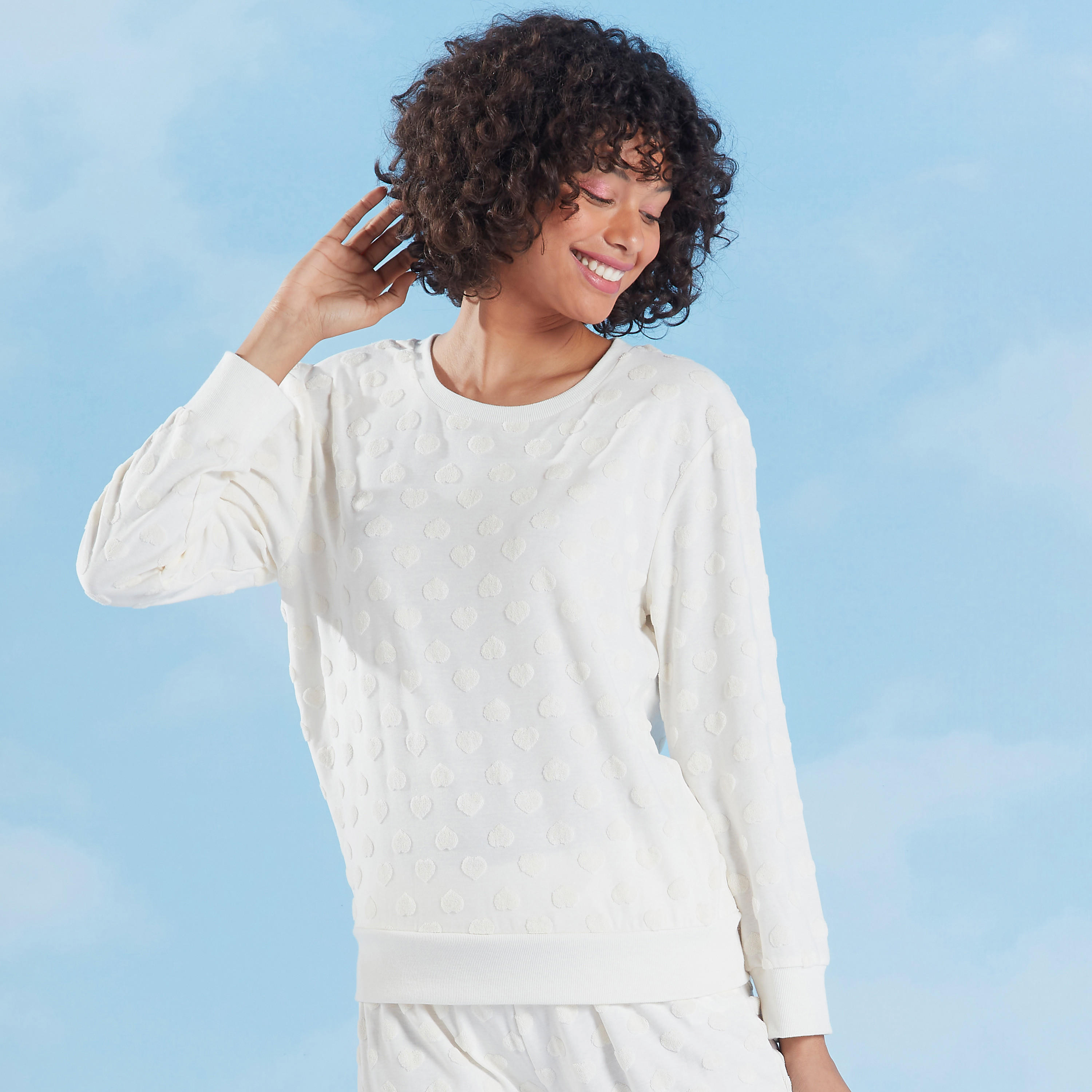 طقم بنطلون رياضي وتيشيرت بارز الملمس بأكمام طويلة-women-clothing-nightwear-pyjamas-longsets-image-2
