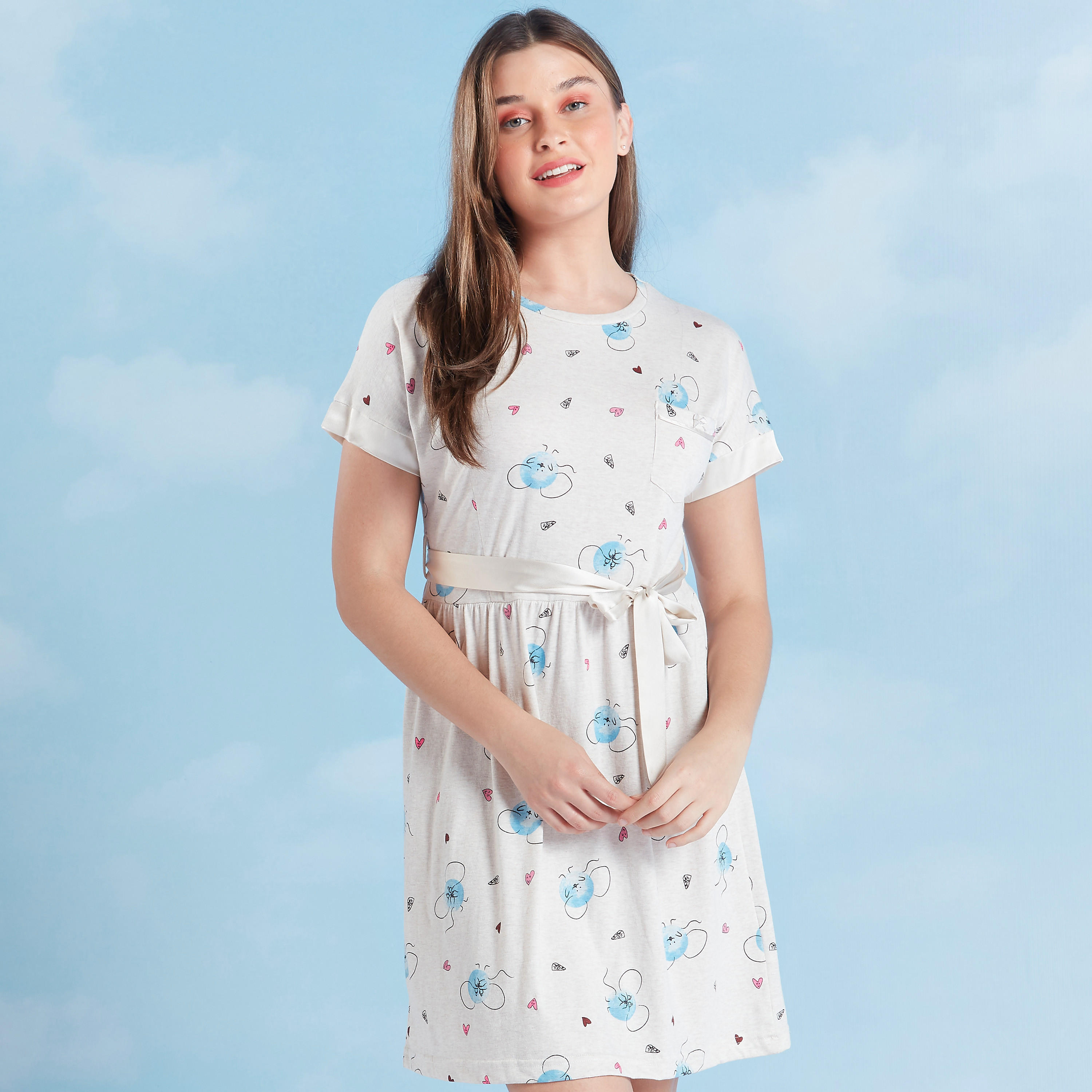 قميص نوم مستدام بأكمام قصيرة وأربطة وطبعات  -women-clothing-nightwear-nighties-image-1