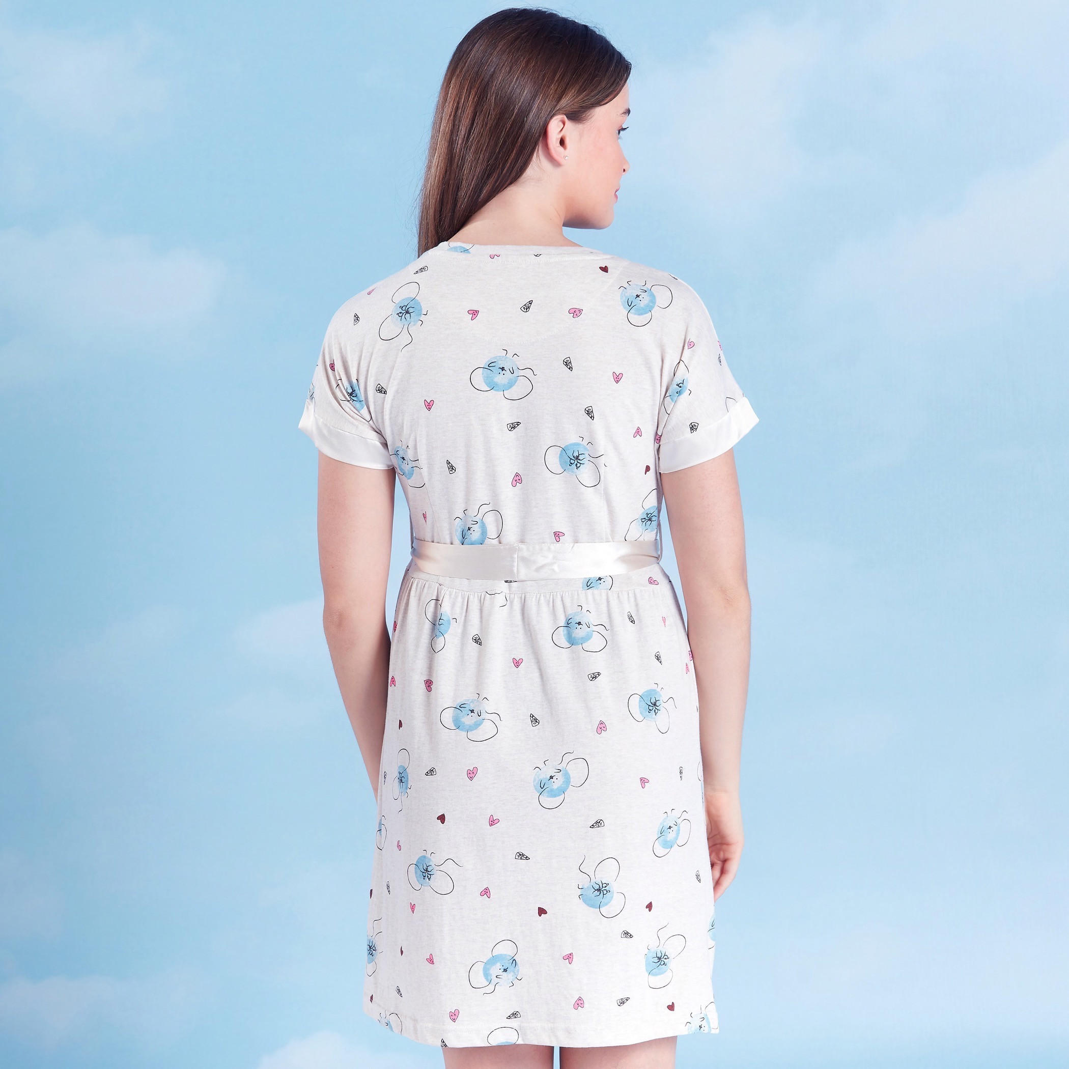 قميص نوم مستدام بأكمام قصيرة وأربطة وطبعات  -women-clothing-nightwear-nighties-image-4