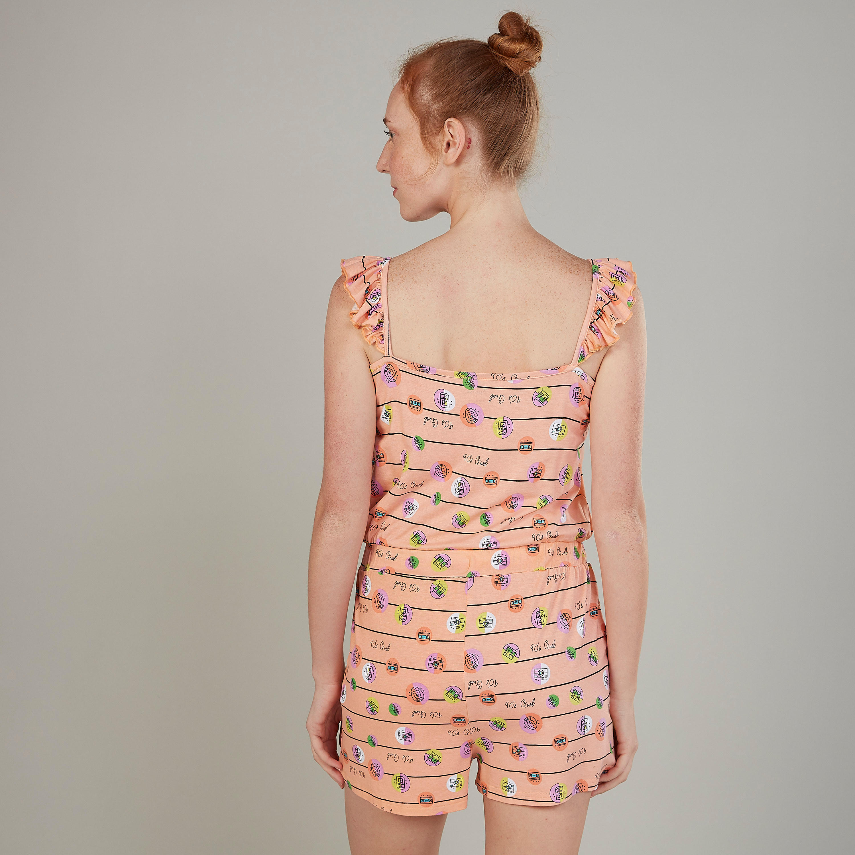 أفرول دون أكمام بتفاصيل جيوب وكشكش وطبعات-women-clothing-nightwear-nighties-image-4