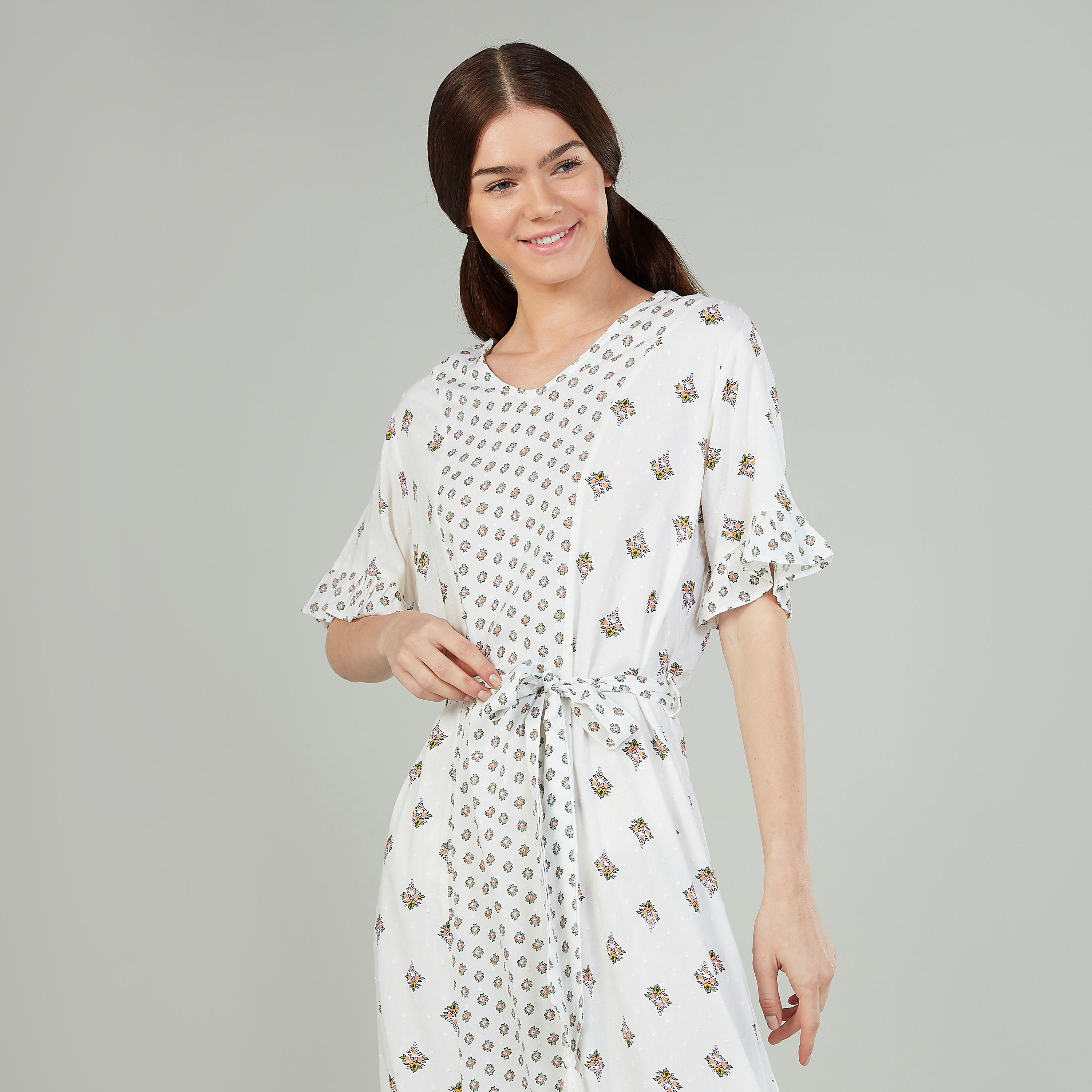 قميص نوم بأكمام قصيرة وأربطة وطبعات-women-clothing-nightwear-nighties-image-3