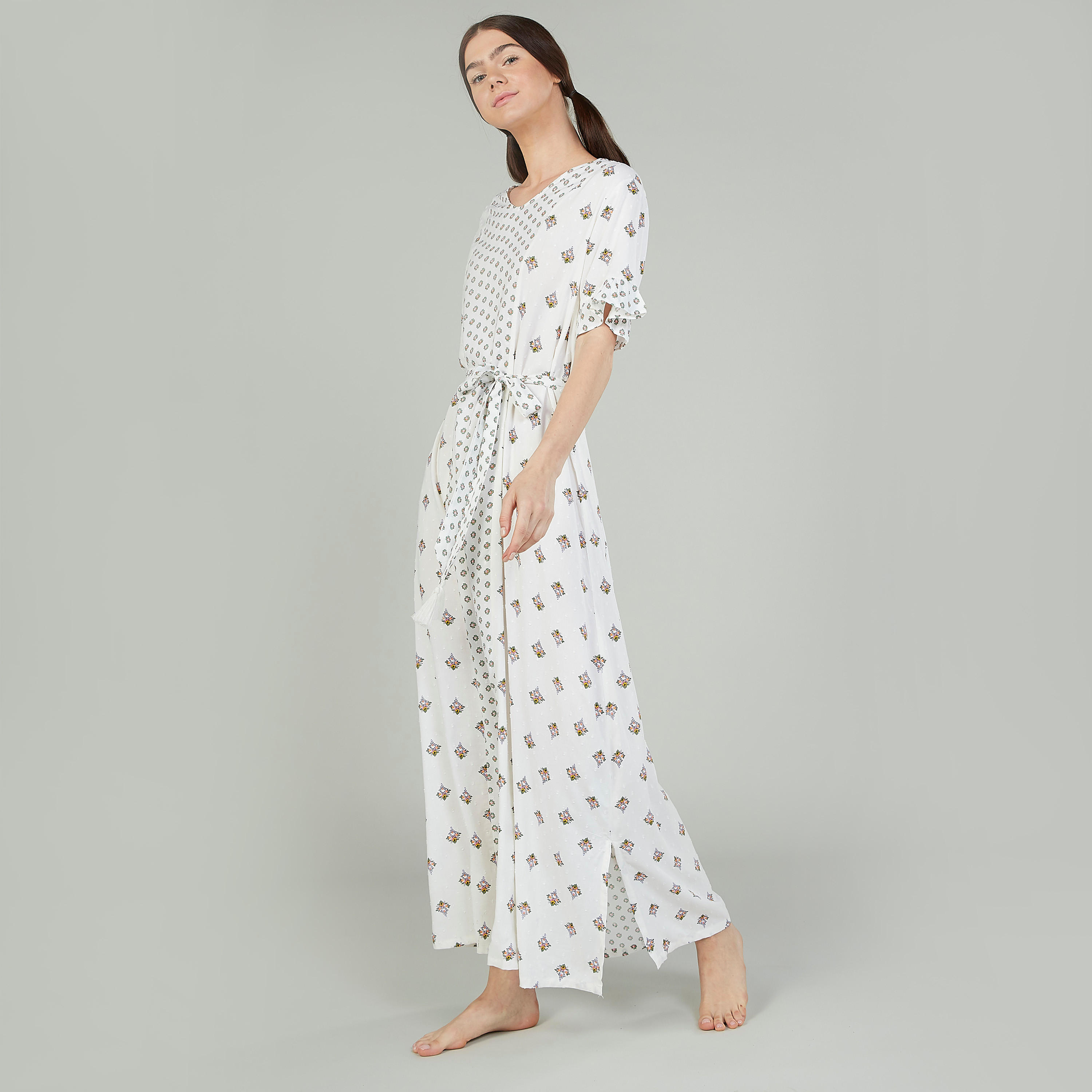قميص نوم بأكمام قصيرة وأربطة وطبعات-women-clothing-nightwear-nighties-image-4