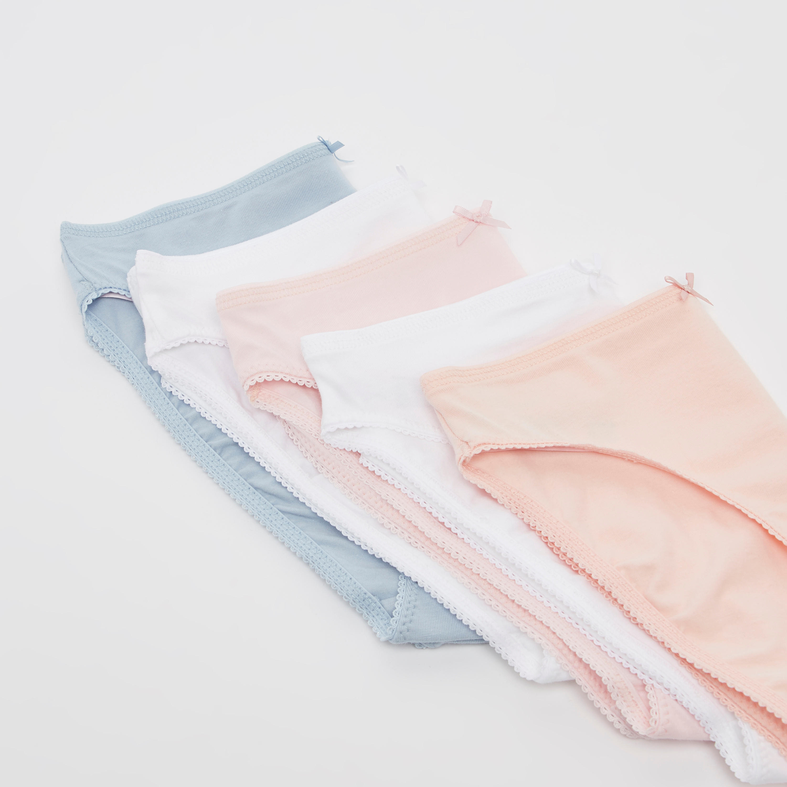 سراويل داخلية متنوعة بتفاصيل دانتيل - طقم من 5 قطع-women-clothing-lingerie-panties-image-3