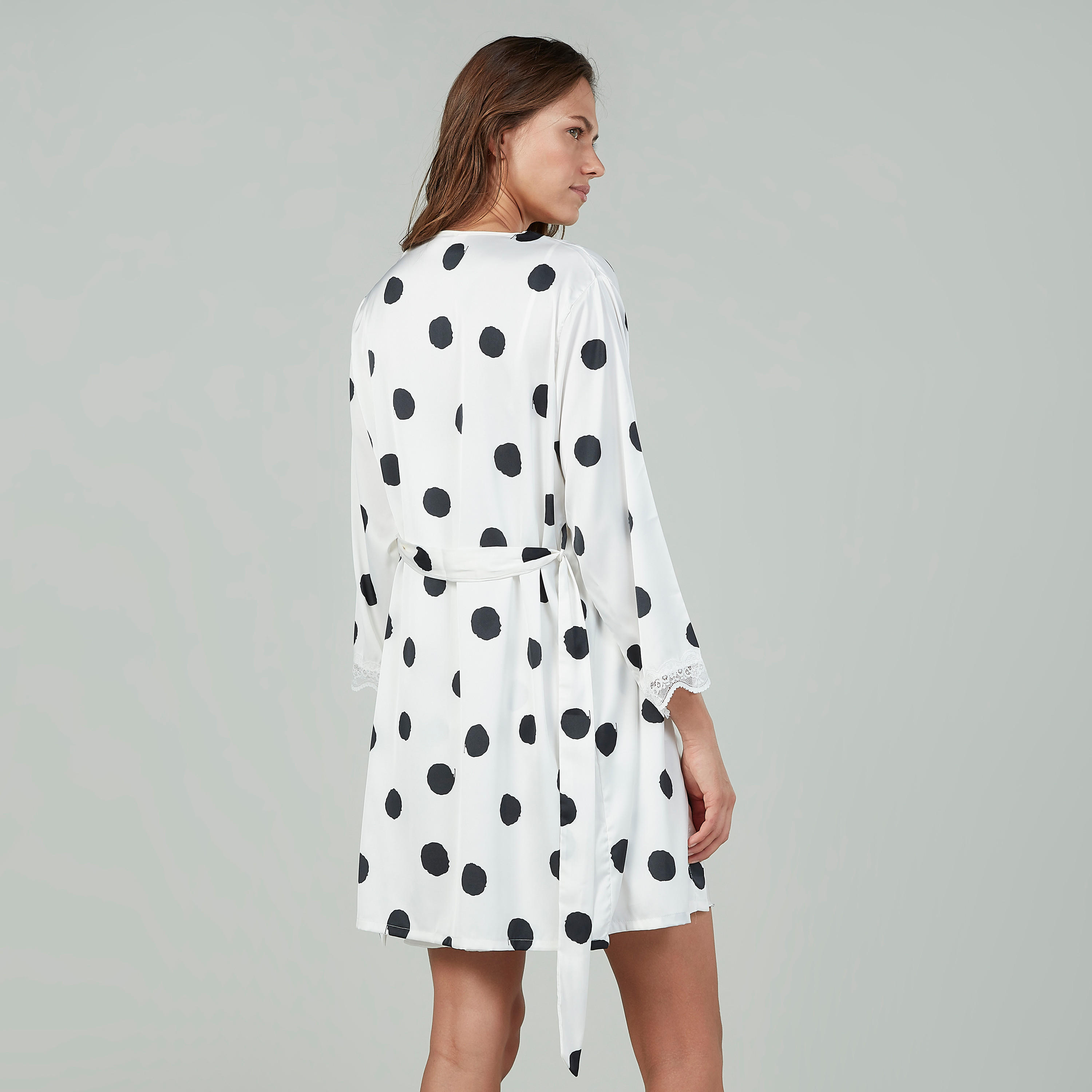 فستان نوم مع روب بأكمام طويلة بطبعات منقطة-women-clothing-nightwear-pyjamas-longsets-image-4