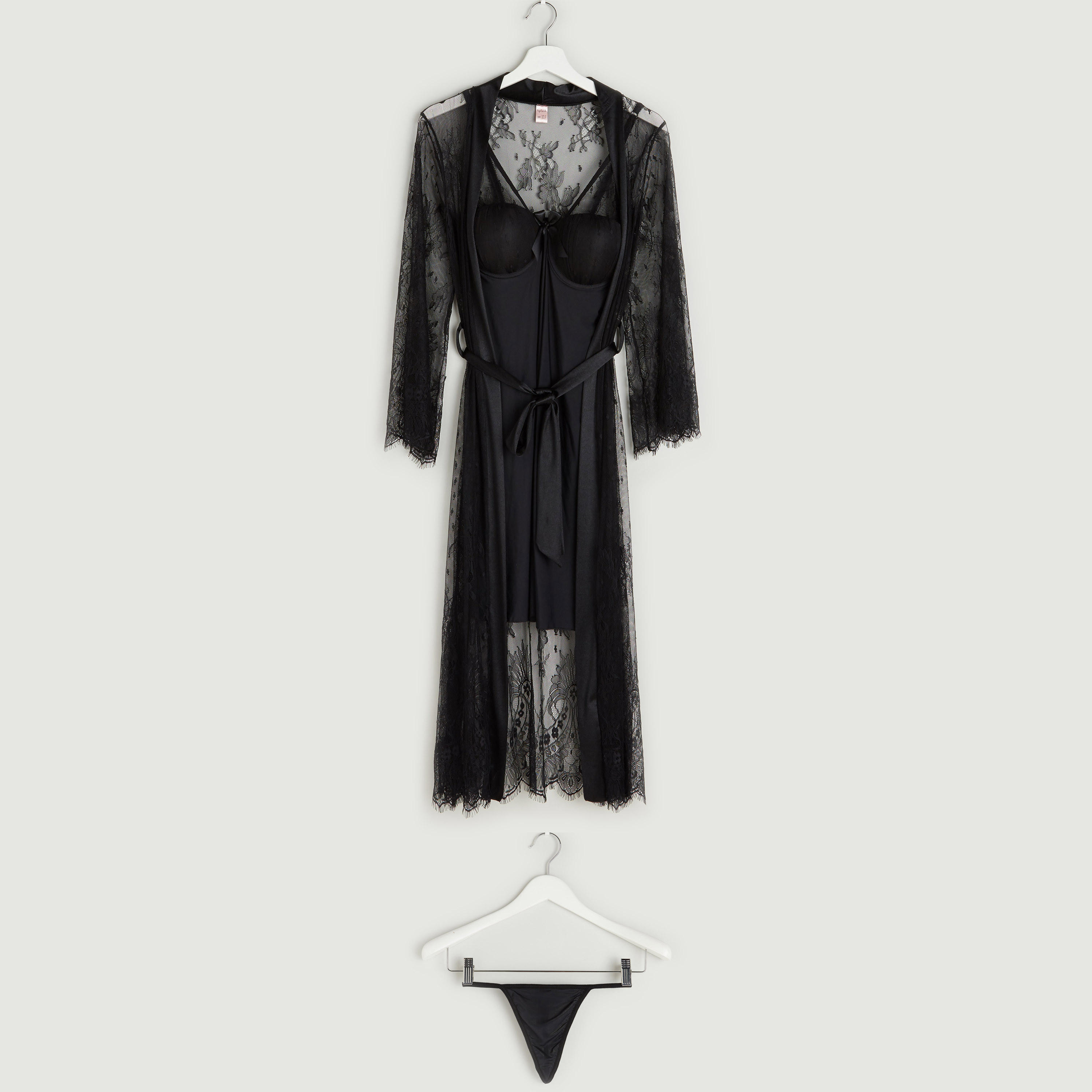 طقم ملابس نوم دانتيل - من 3 قطع-women-clothing-nightwear-pyjamas-longsets-image-1