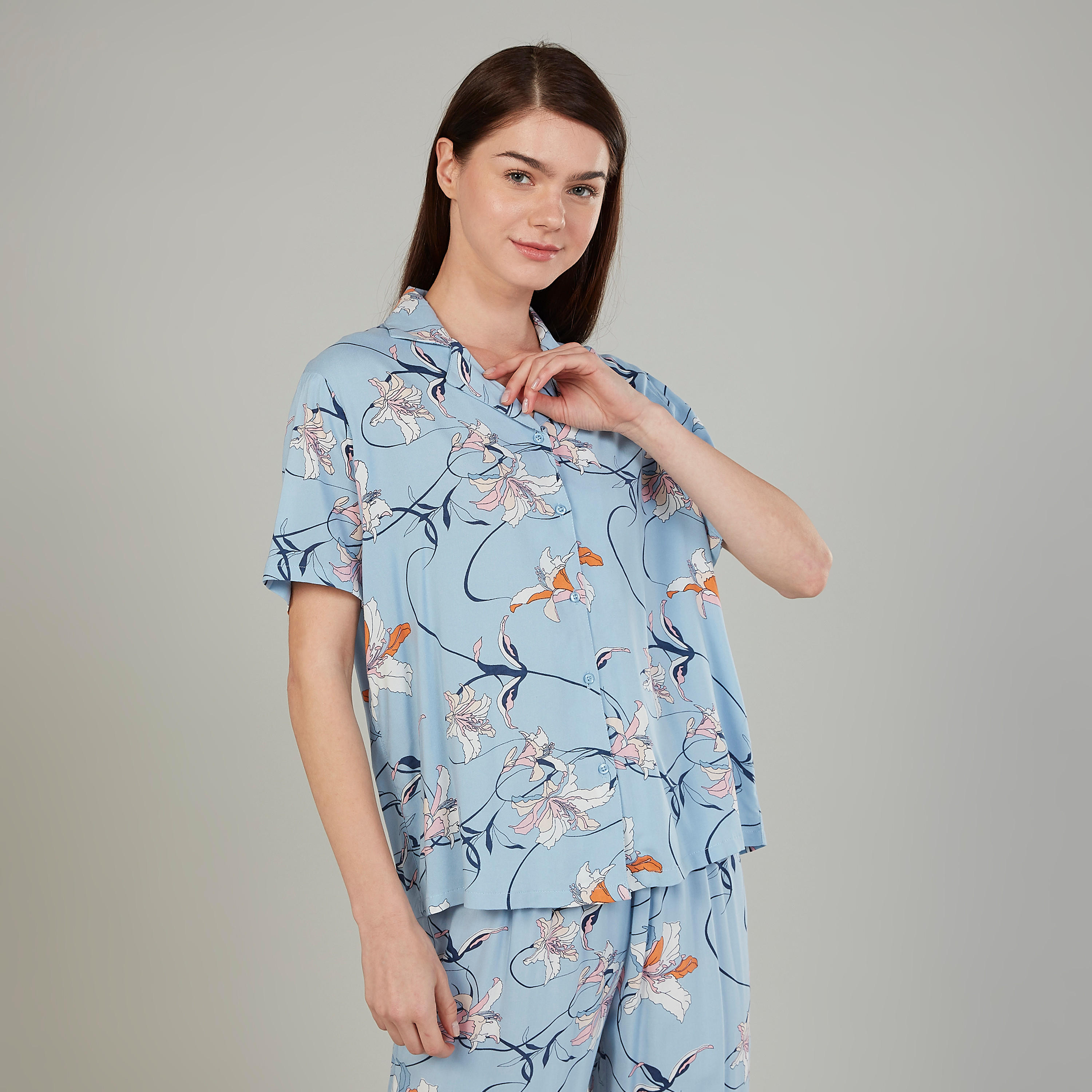 Printed Short Sleeves Shirt and Pyjama Set-women-clothing-nightwear-pyjamas-longsets-image-5