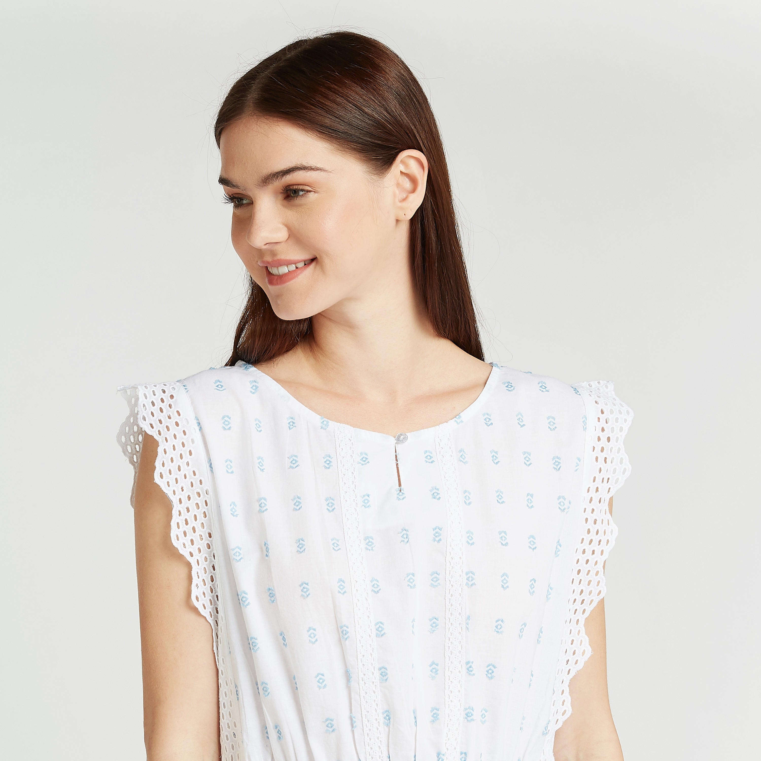 فستان نوم دون أكمام بطبعات وياقة مستديرة-women-clothing-nightwear-nighties-image-3