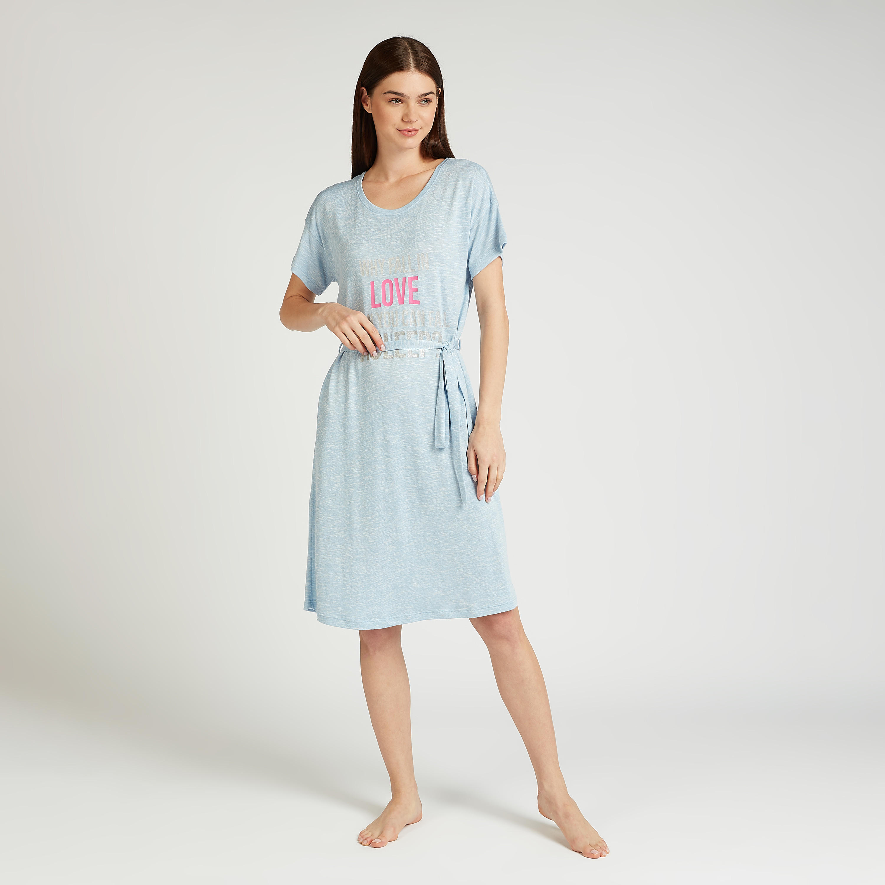 فستان نوم بياقة مستديرة وأكمام قصيرة وطبعات-women-clothing-nightwear-nighties-image-2
