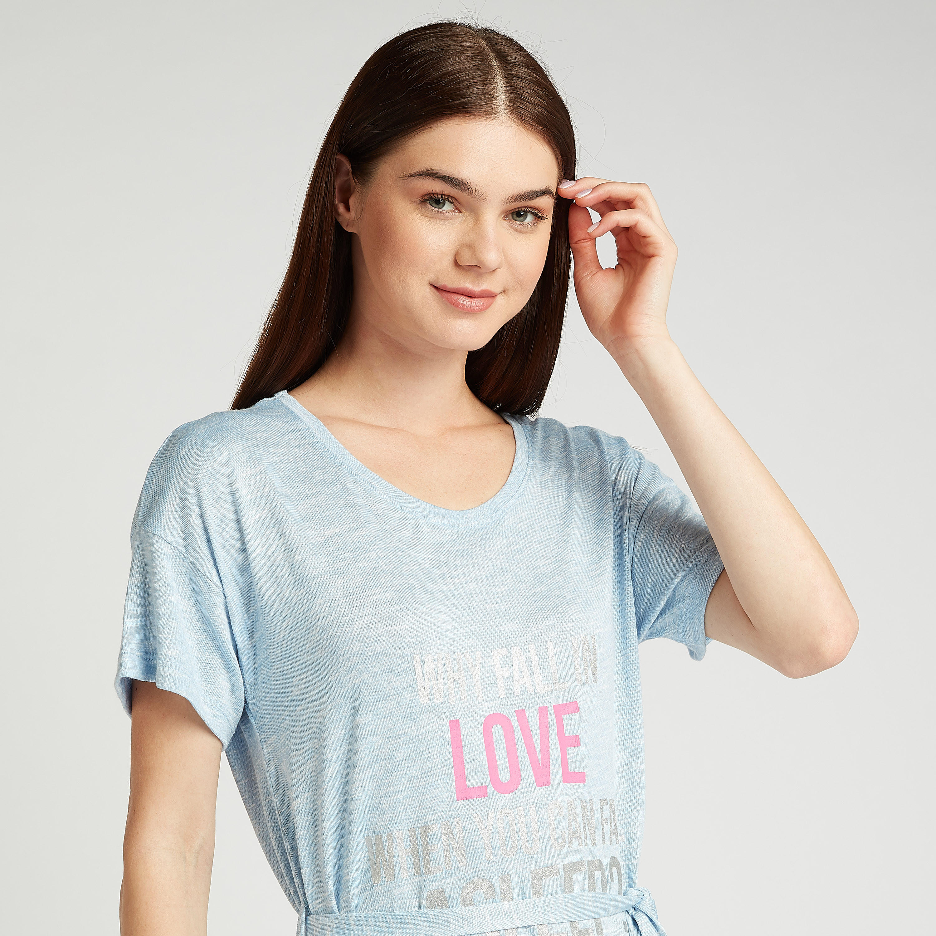 فستان نوم بياقة مستديرة وأكمام قصيرة وطبعات-women-clothing-nightwear-nighties-image-3