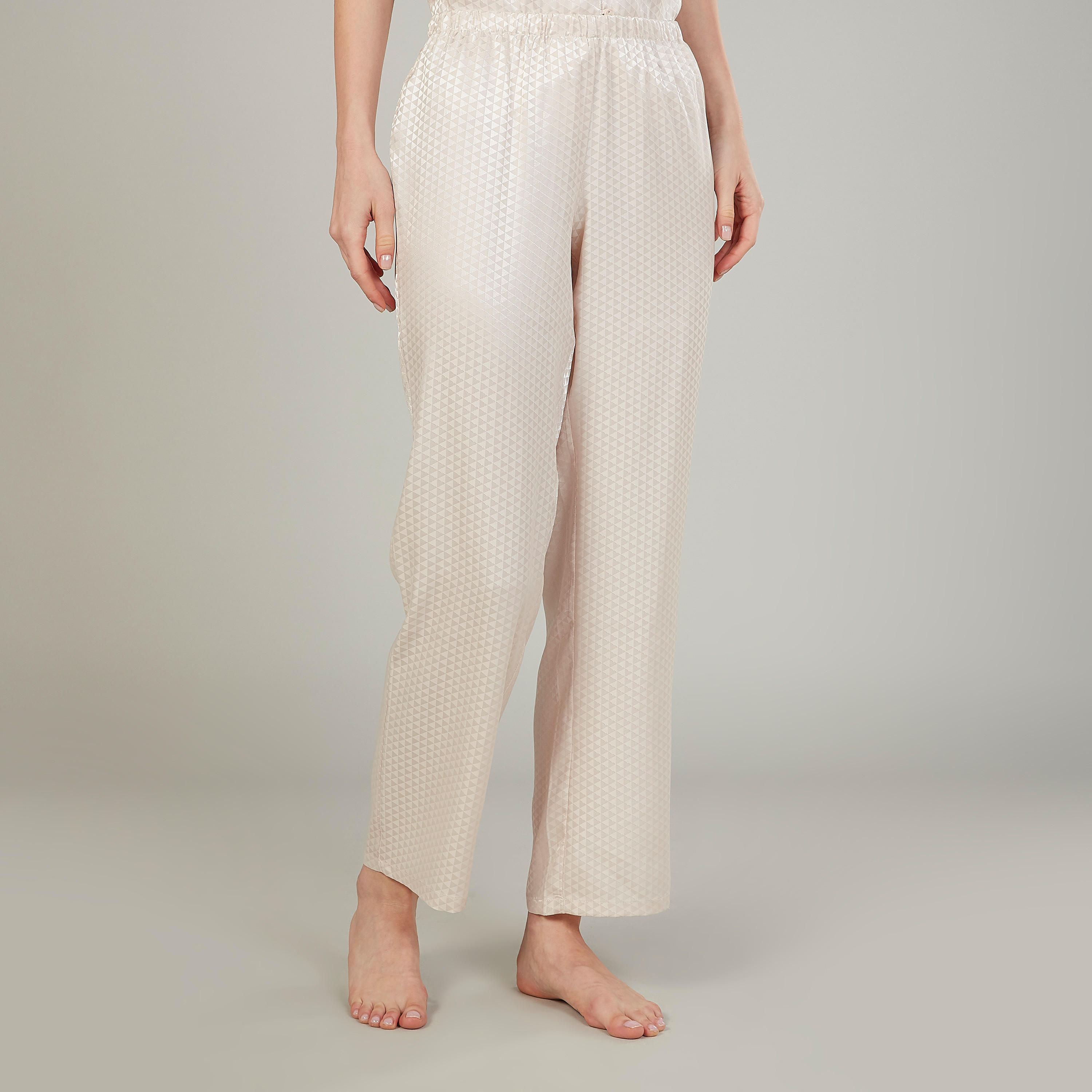 طقم بنطلون بيجاما وقميص بأكمام قصيرة وطبعات-women-clothing-nightwear-pyjamas-longsets-image-5