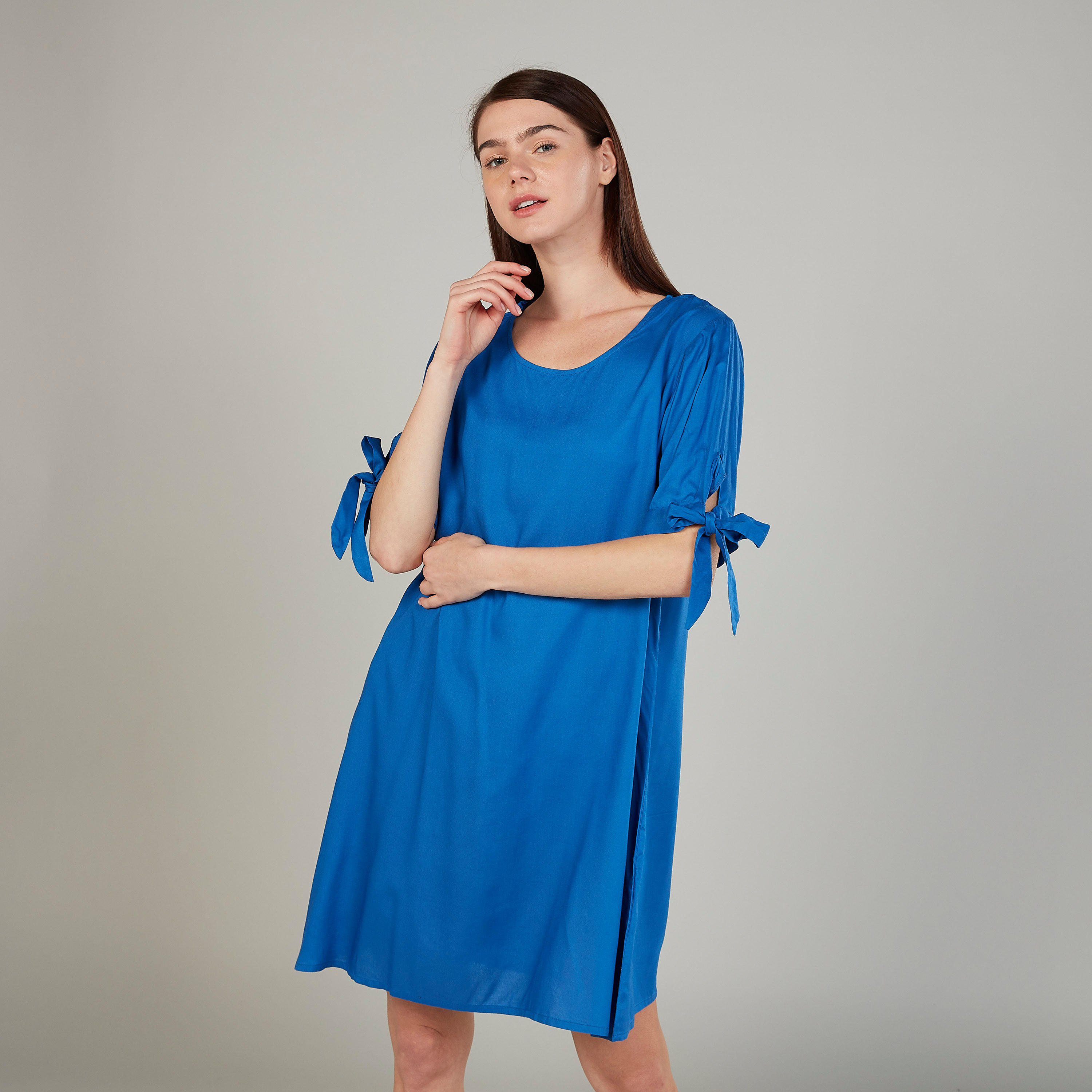 قميص نوم بياقة عميقة وأكمام قصيرة متنوعة - طقم من قطعتين-women-clothing-nightwear-nighties-image-2
