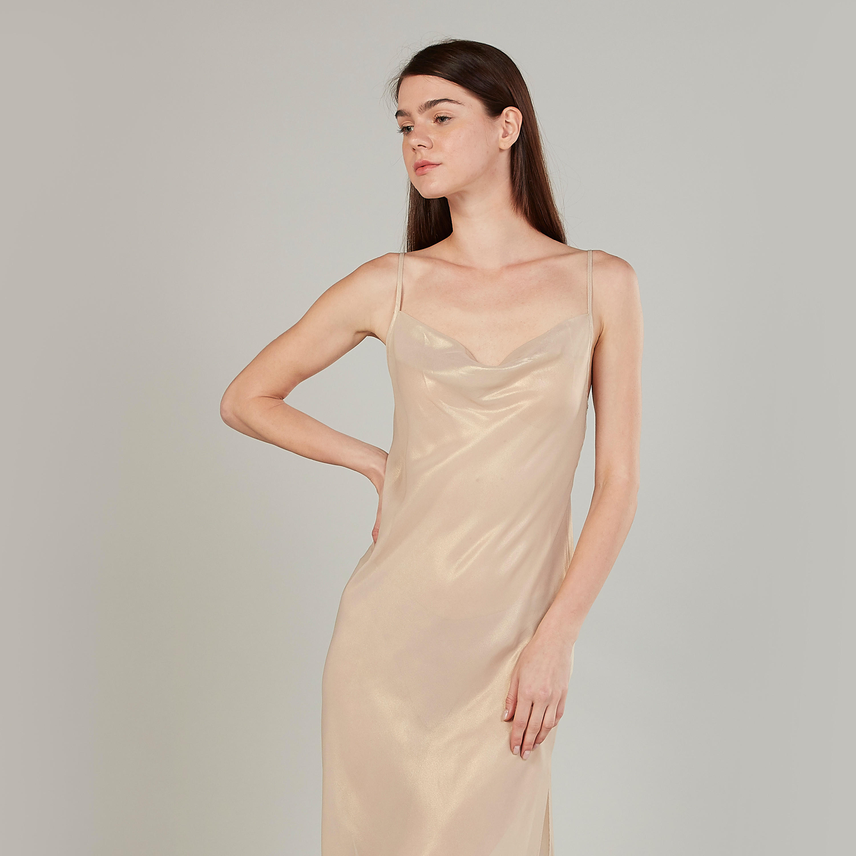 فستان نوم سادة دون أكمام بياقة منسدلة-women-clothing-nightwear-nighties-image-2