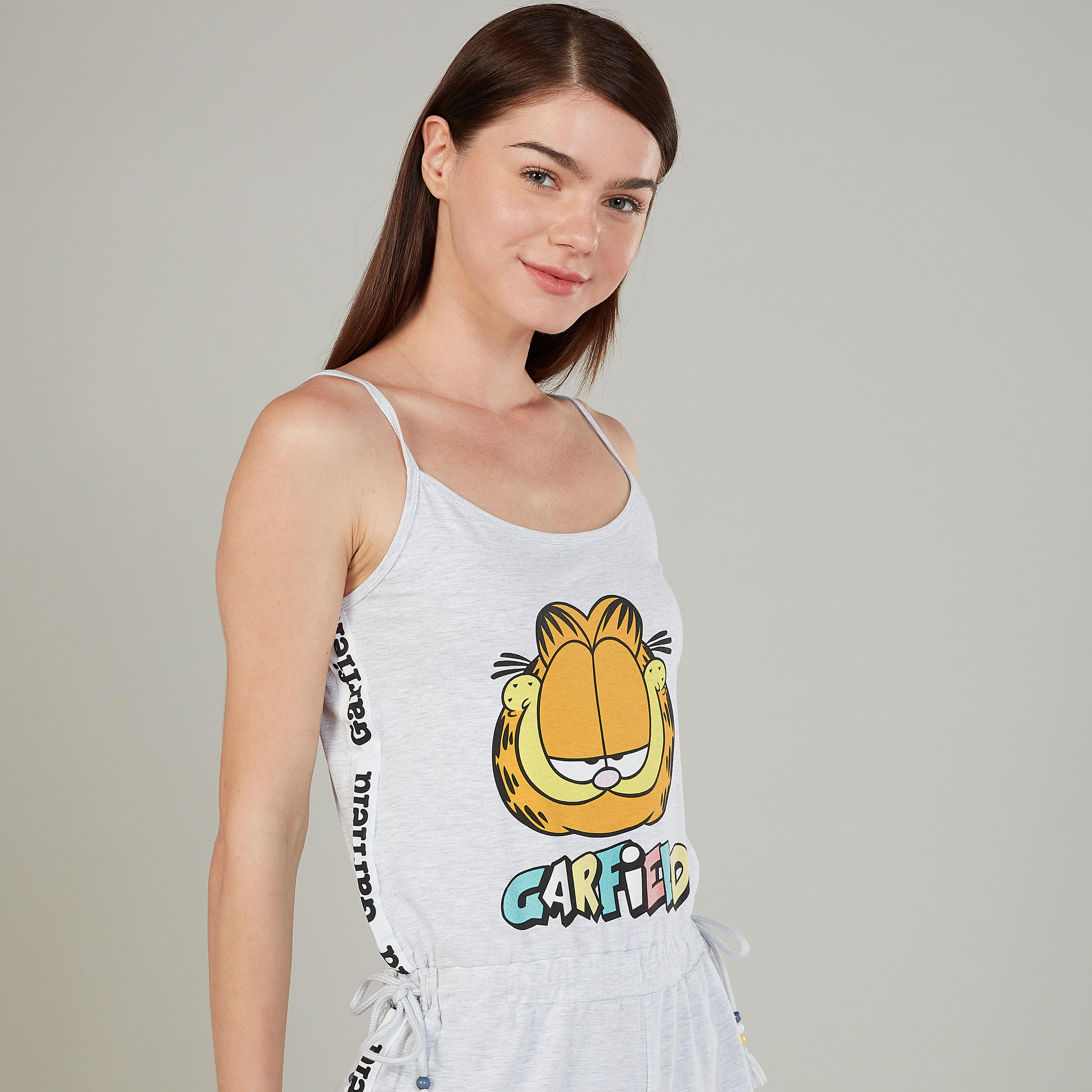 جامبسوت بياقة عميقة وحمّالات رفيعة وطبعات جارفيلد-women-clothing-nightwear-nighties-image-3