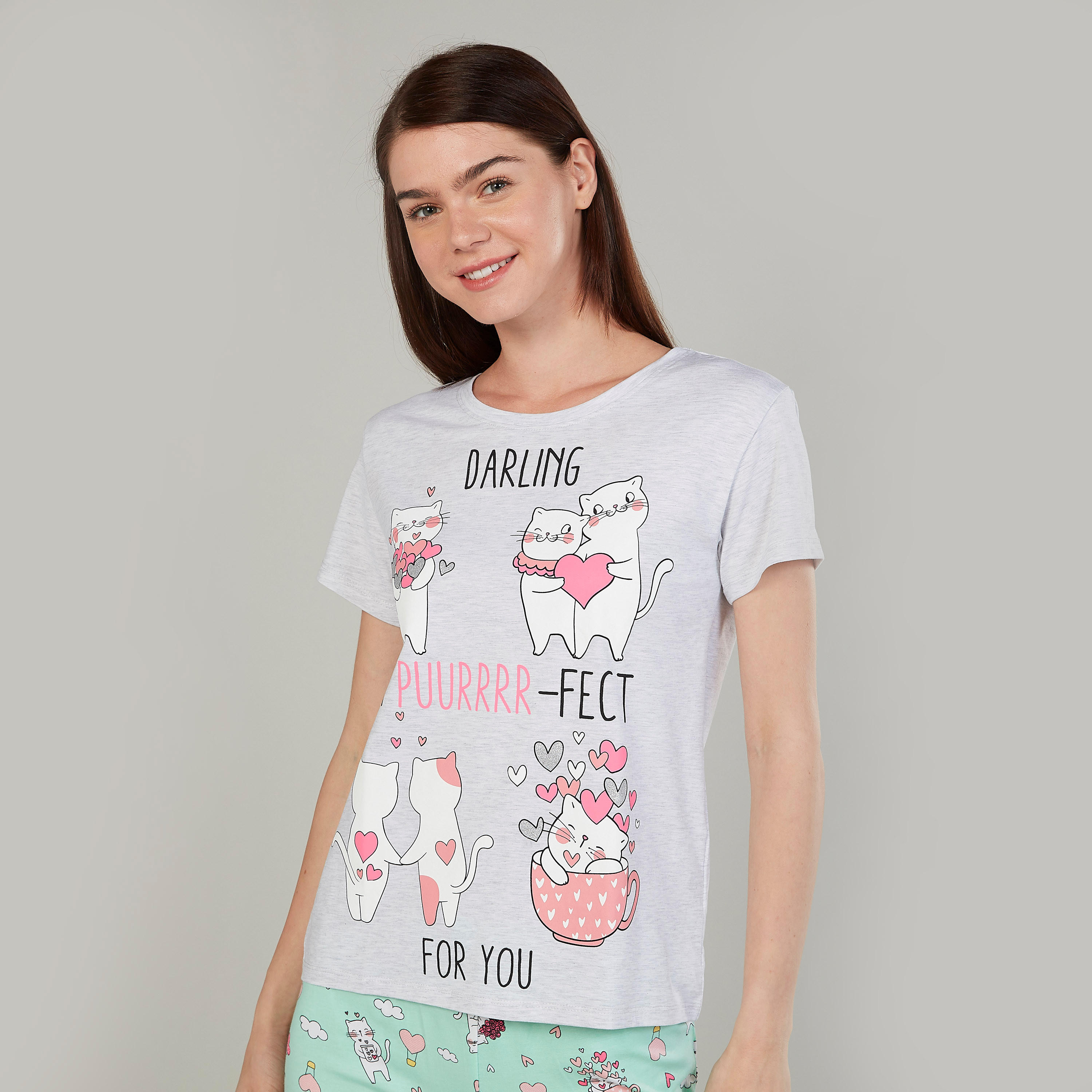 طقم بنطلون بيجاما وتيشيرت بياقة مستديرة وطبعات-women-clothing-nightwear-pyjamas-longsets-image-3