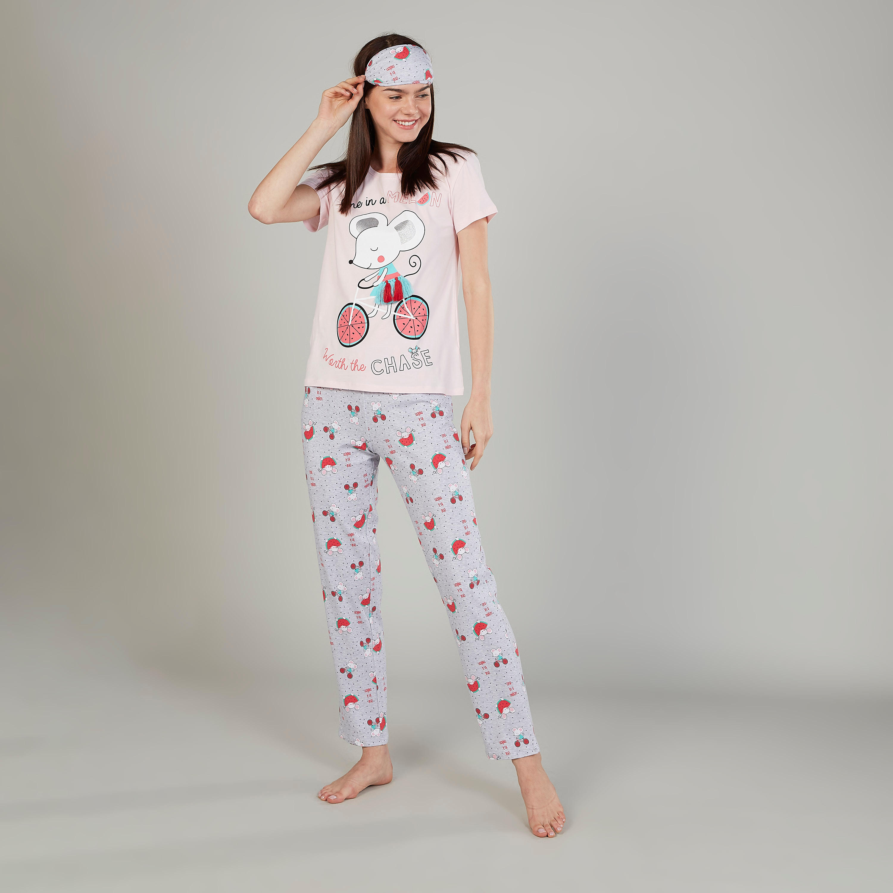 طقم بنطلون بيجاما طويل وتيشيرت بياقة مستديرة وطبعات-women-clothing-nightwear-pyjamas-longsets-image-2