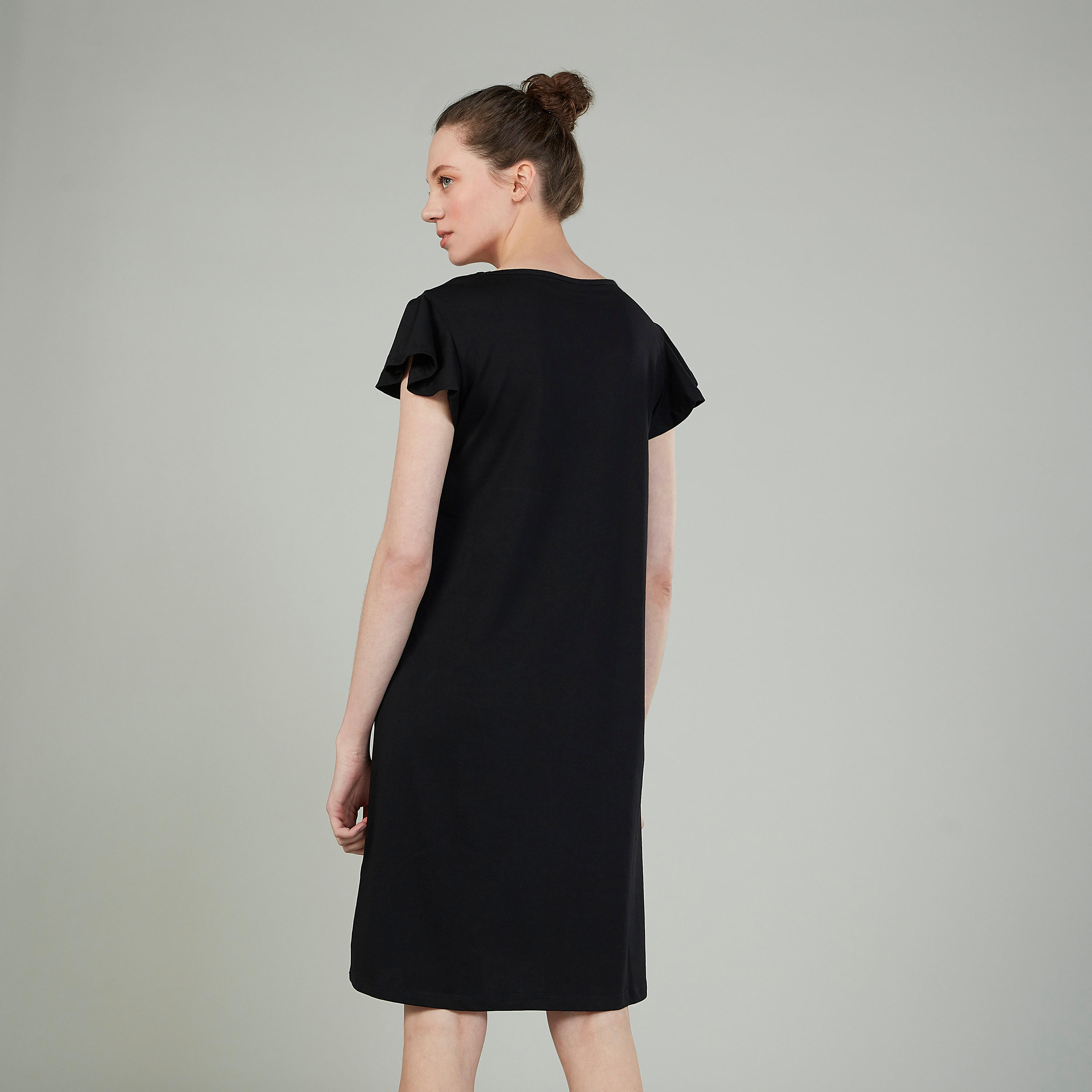 فستان نوم بياقة مستديرة وأكمام قصيرة وطبعات - طقم من قطعتين-women-clothing-nightwear-nighties-image-4