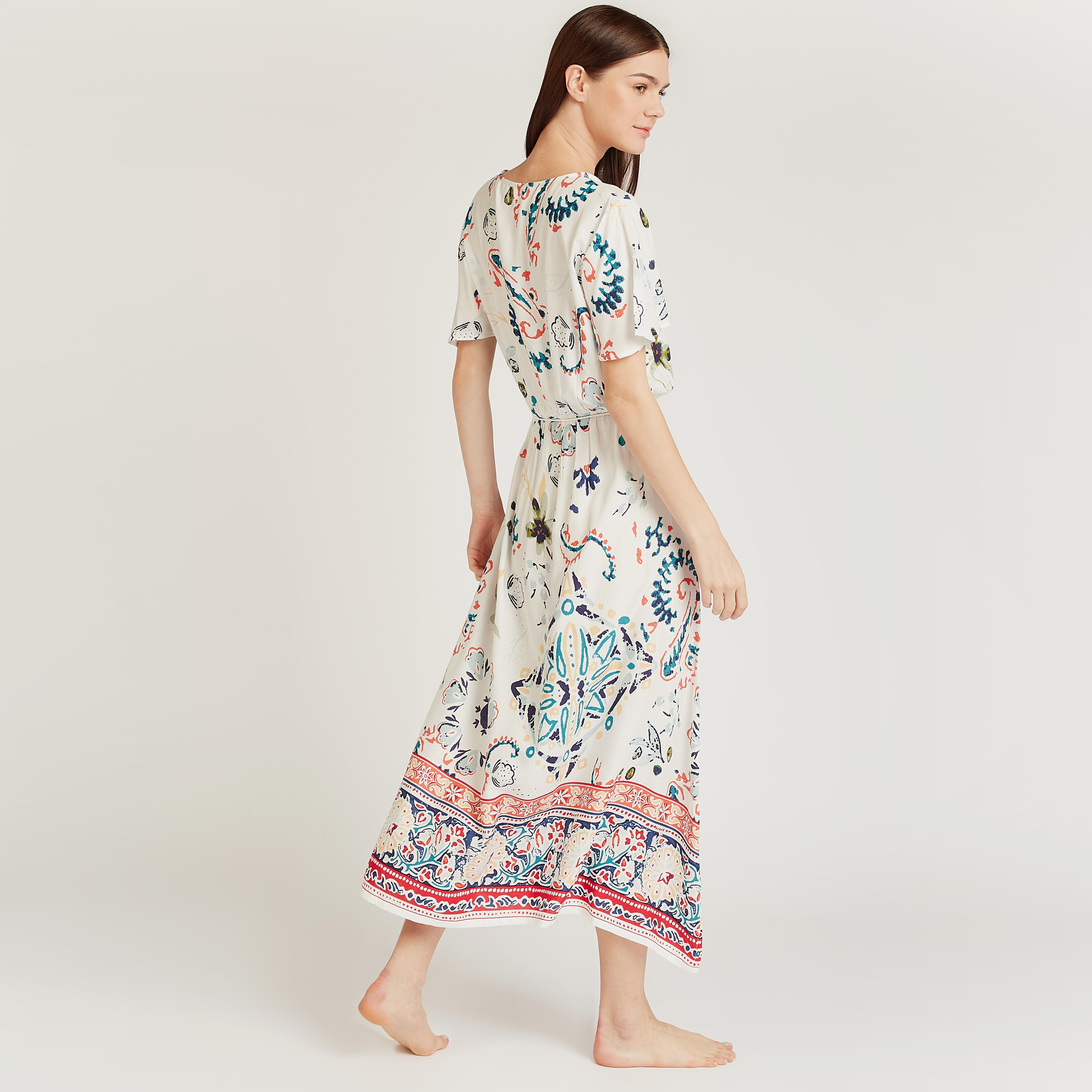 فستان نوم بياقة V وأكمام قصيرة وطبعات-women-clothing-nightwear-nighties-image-3