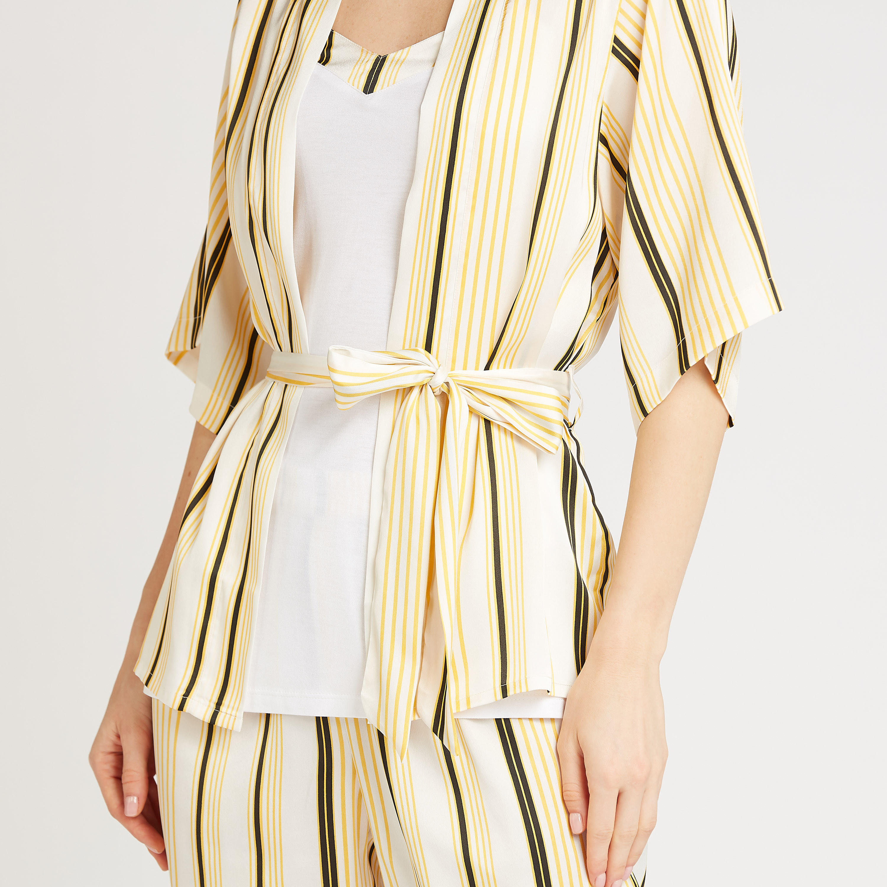 طقم ملابس نوم مخططة من 3 قطع-women-clothing-nightwear-pyjamas-longsets-image-3