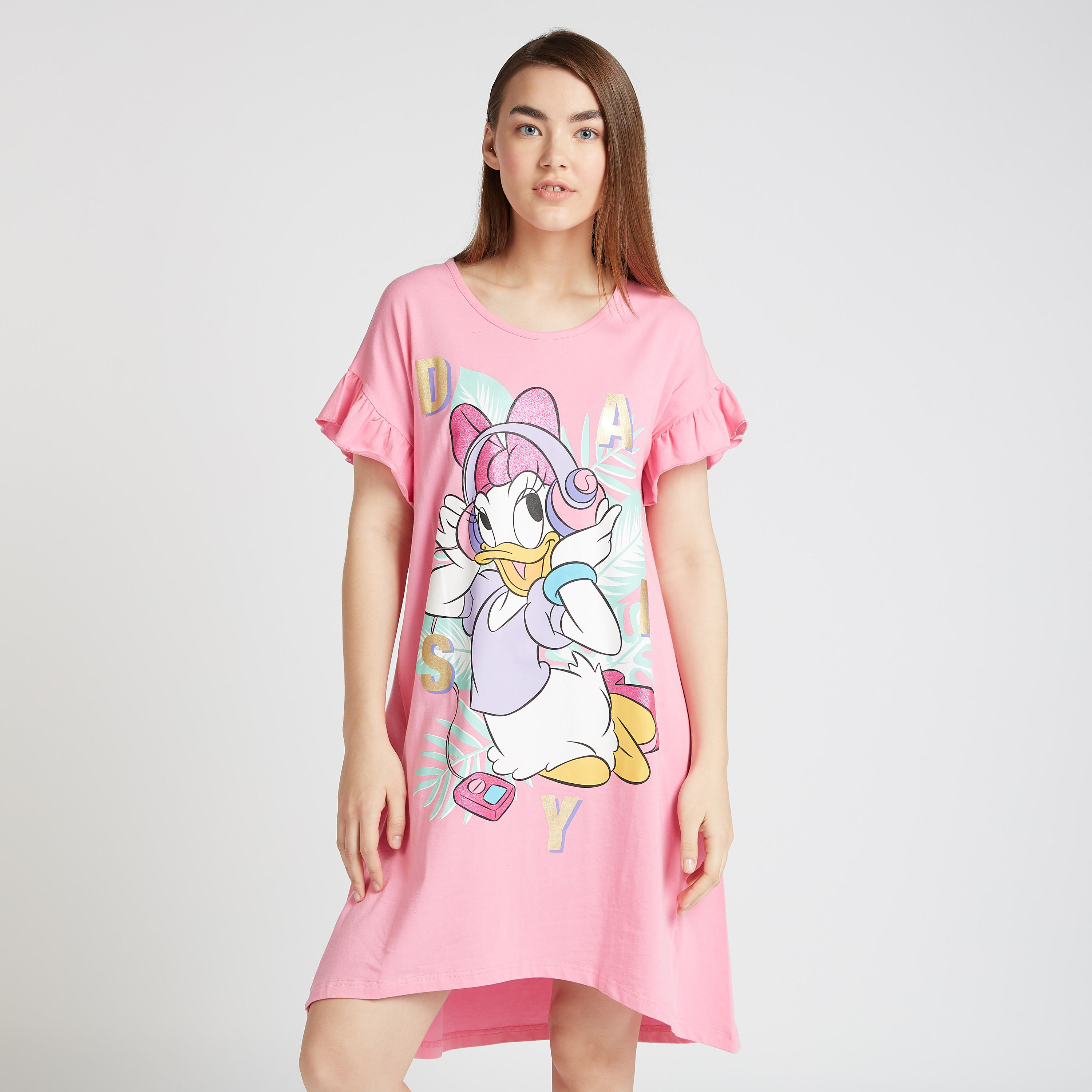 فستان نوم برقبة مستديرة وأكمام قصيرة وطبعات دايزي داك-women-clothing-nightwear-nighties-image-1