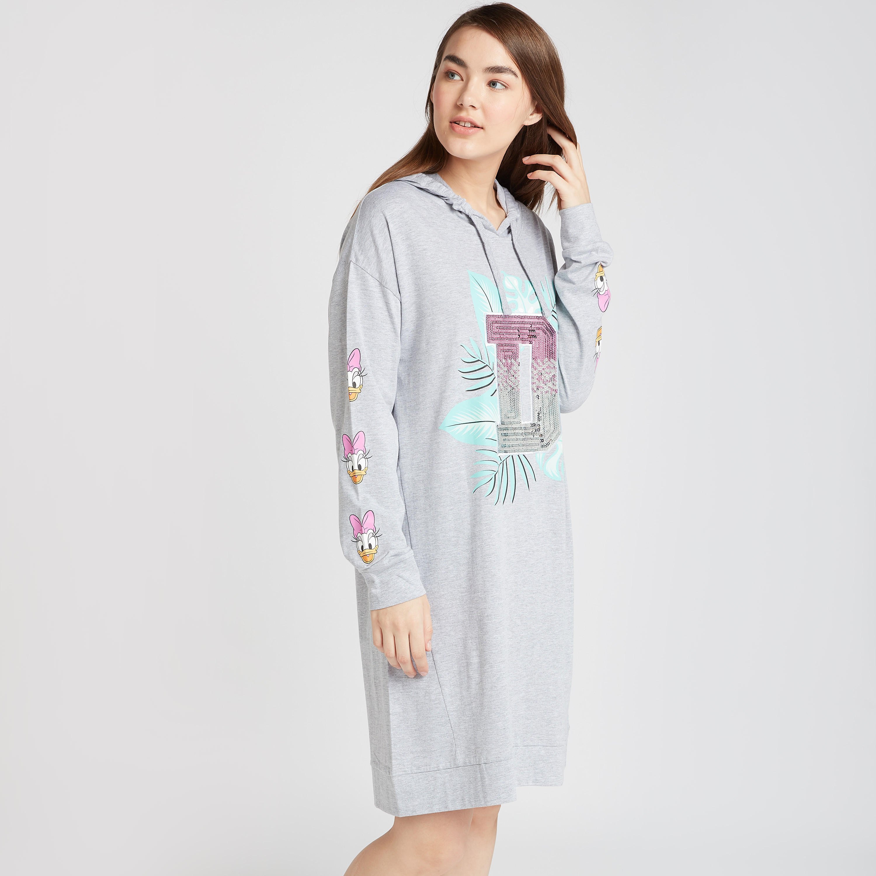 قميص نوم بقبّعة وأكمام طويلة وطبعات ديزي داك-women-clothing-nightwear-nighties-image-1