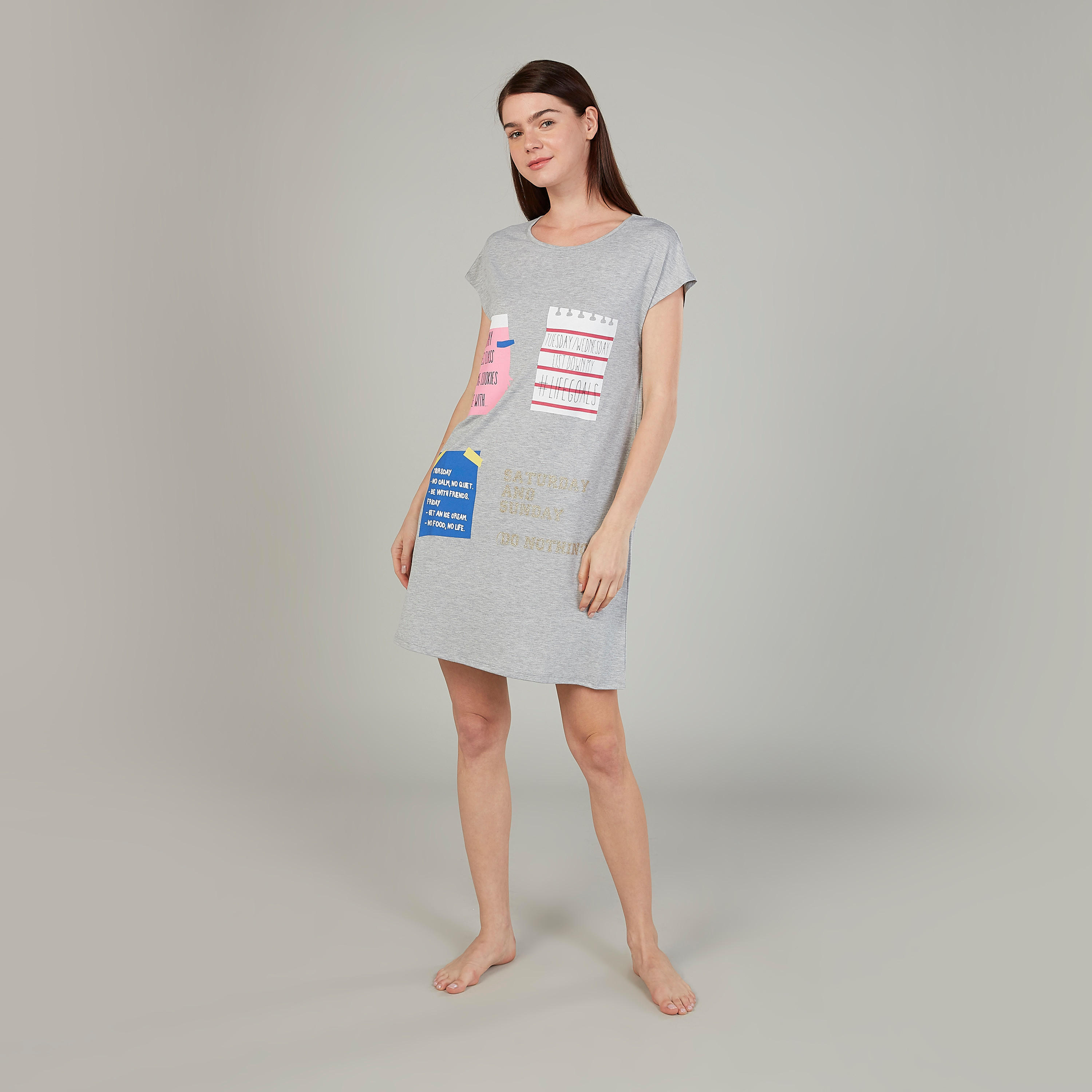 فستان نوم بياقة مستديرة وأكمام قصيرة وطبعات-women-clothing-nightwear-nighties-image-2