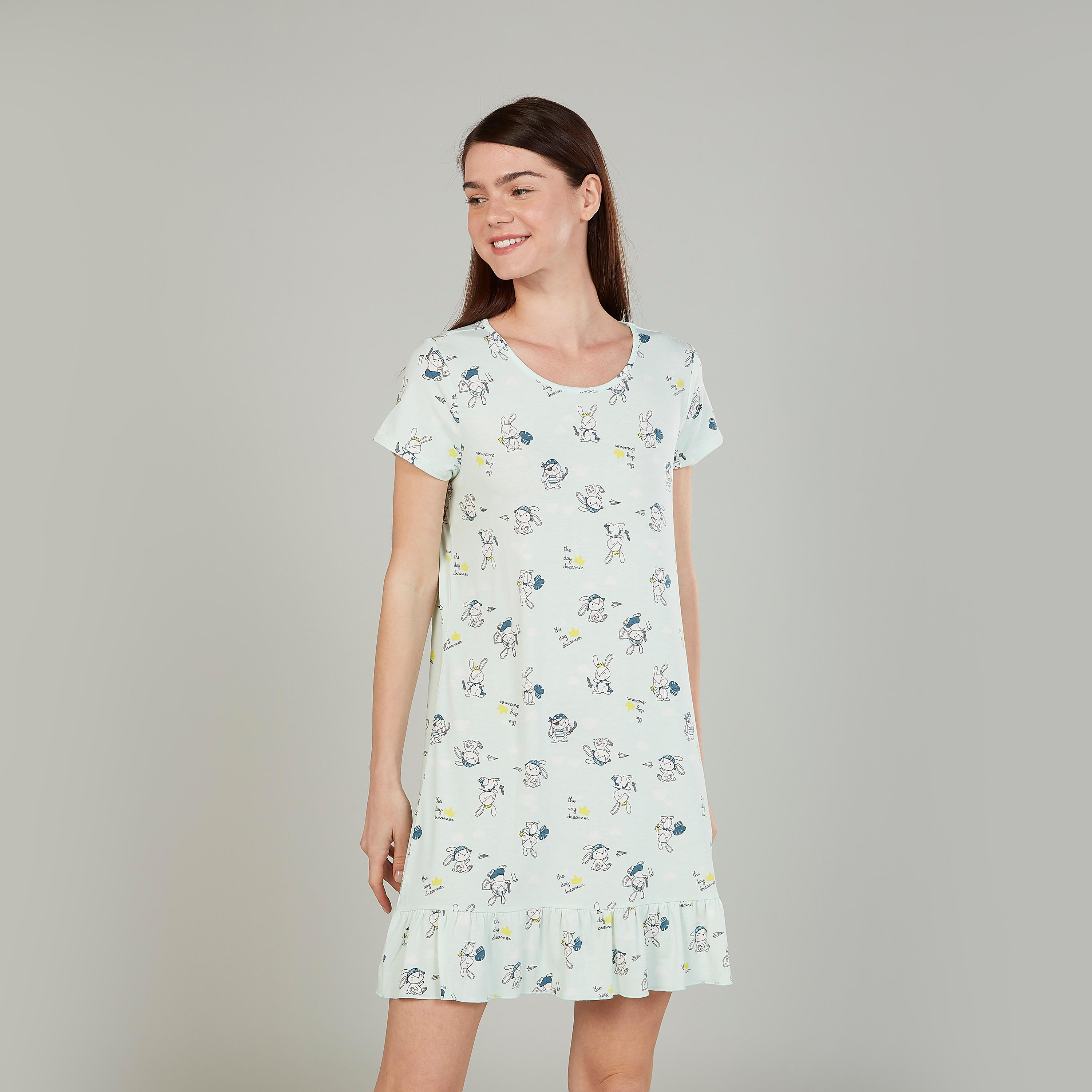 فستان نوم بياقة مستديرة وأكمام قصيرة وطبعات-women-clothing-nightwear-nighties-image-1