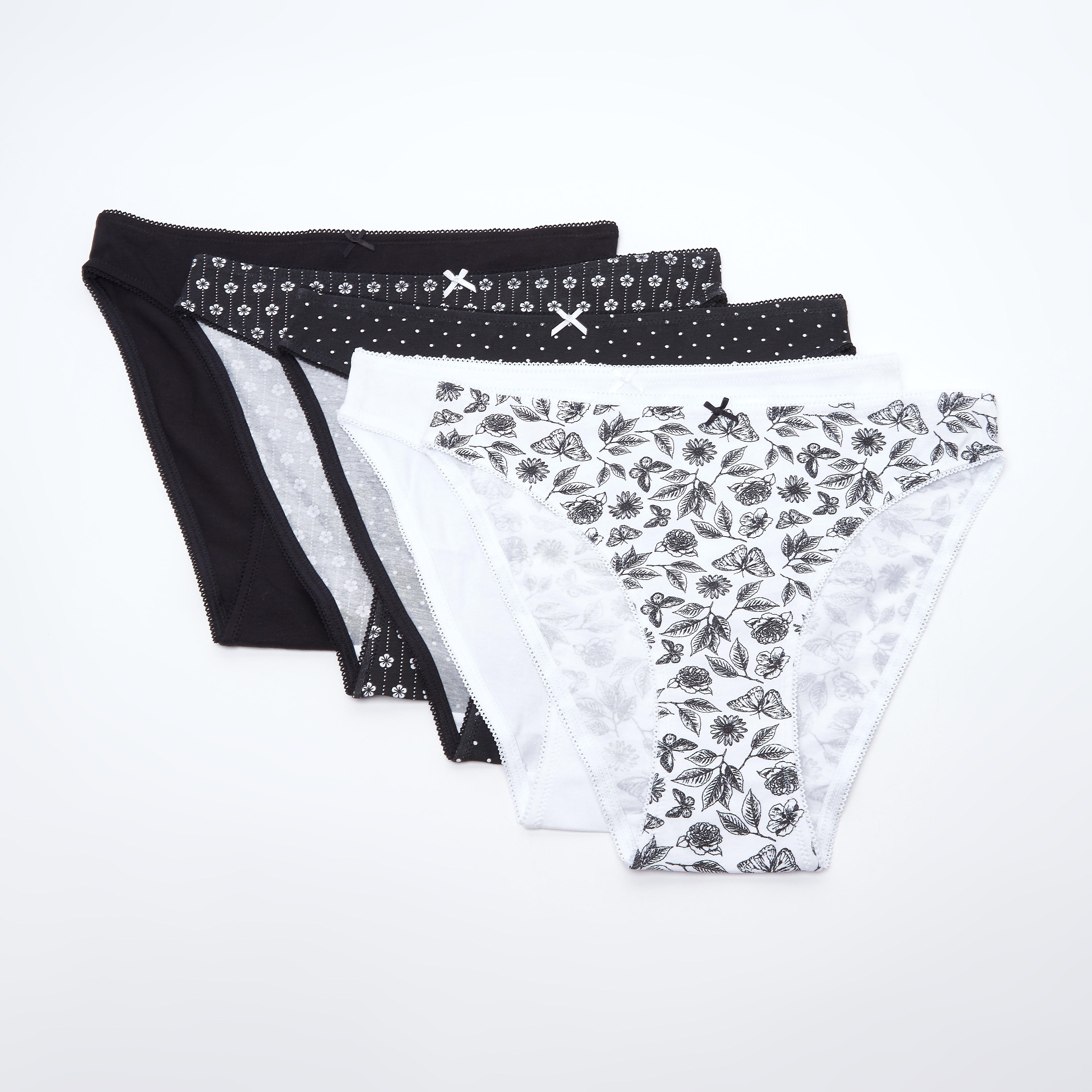 سراويل داخلية متنوعة بتفاصيل دانتيل - طقم من 5 قطع-women-clothing-lingerie-panties-image-1