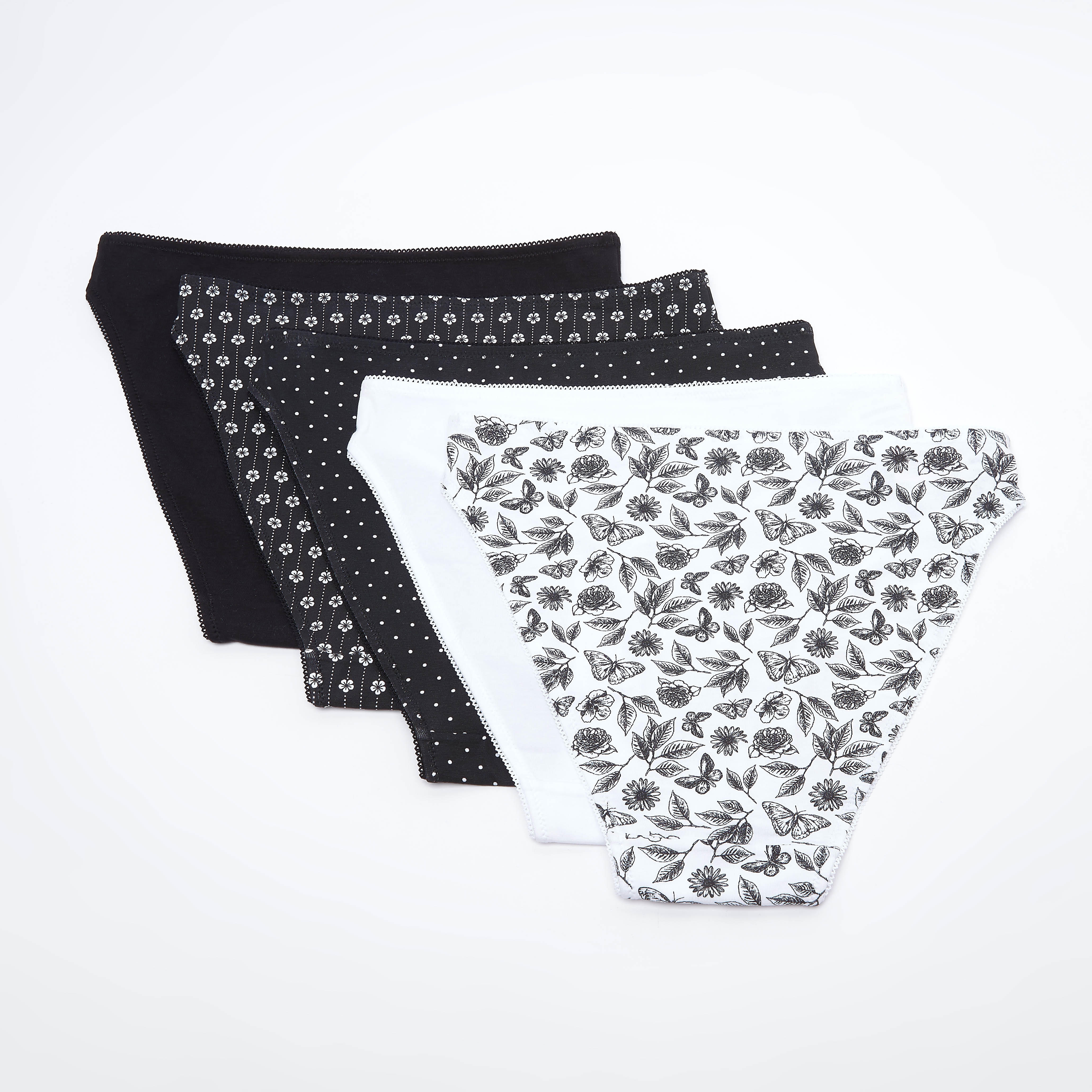 سراويل داخلية متنوعة بتفاصيل دانتيل - طقم من 5 قطع-women-clothing-lingerie-panties-image-3