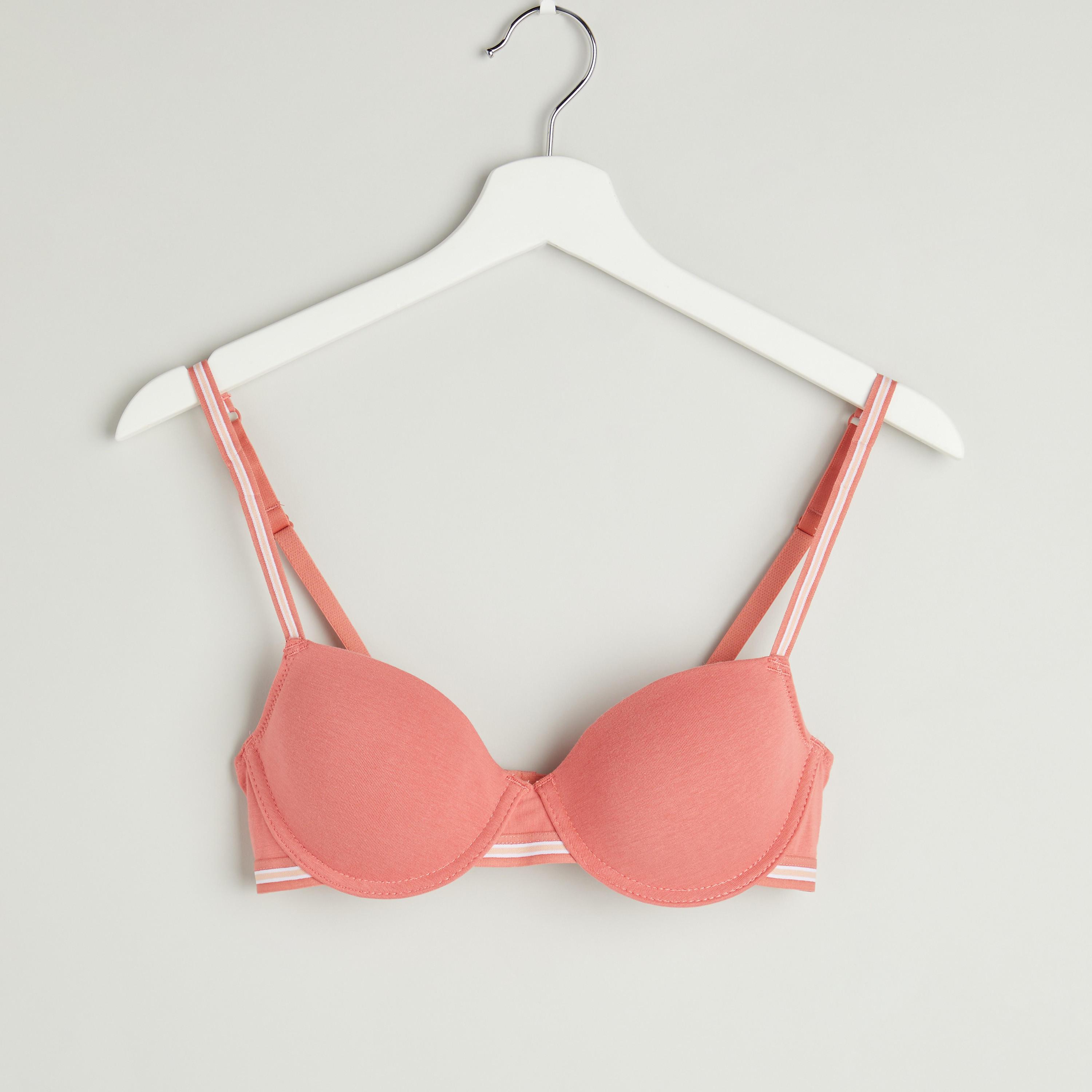 صدريّة تيشيرت متنوعة بمشبك إغلاق - طقم من قطعتين متنوعتين-women-clothing-lingerie-bras-image-4