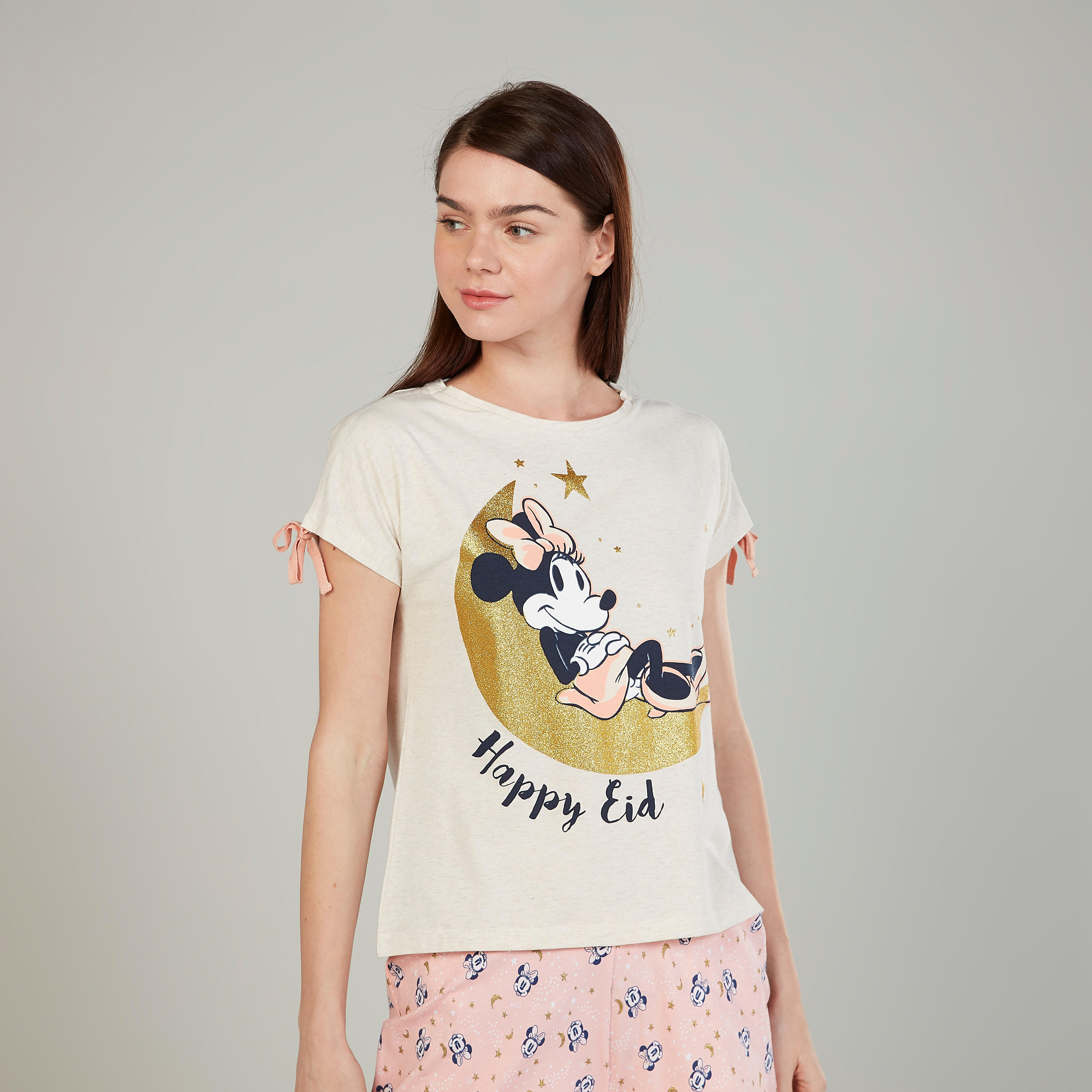 تيشيرت بياقة مستديرة بطبعات ميني ماوس مع شورت-women-clothing-nightwear-pyjamas-longsets-image-2