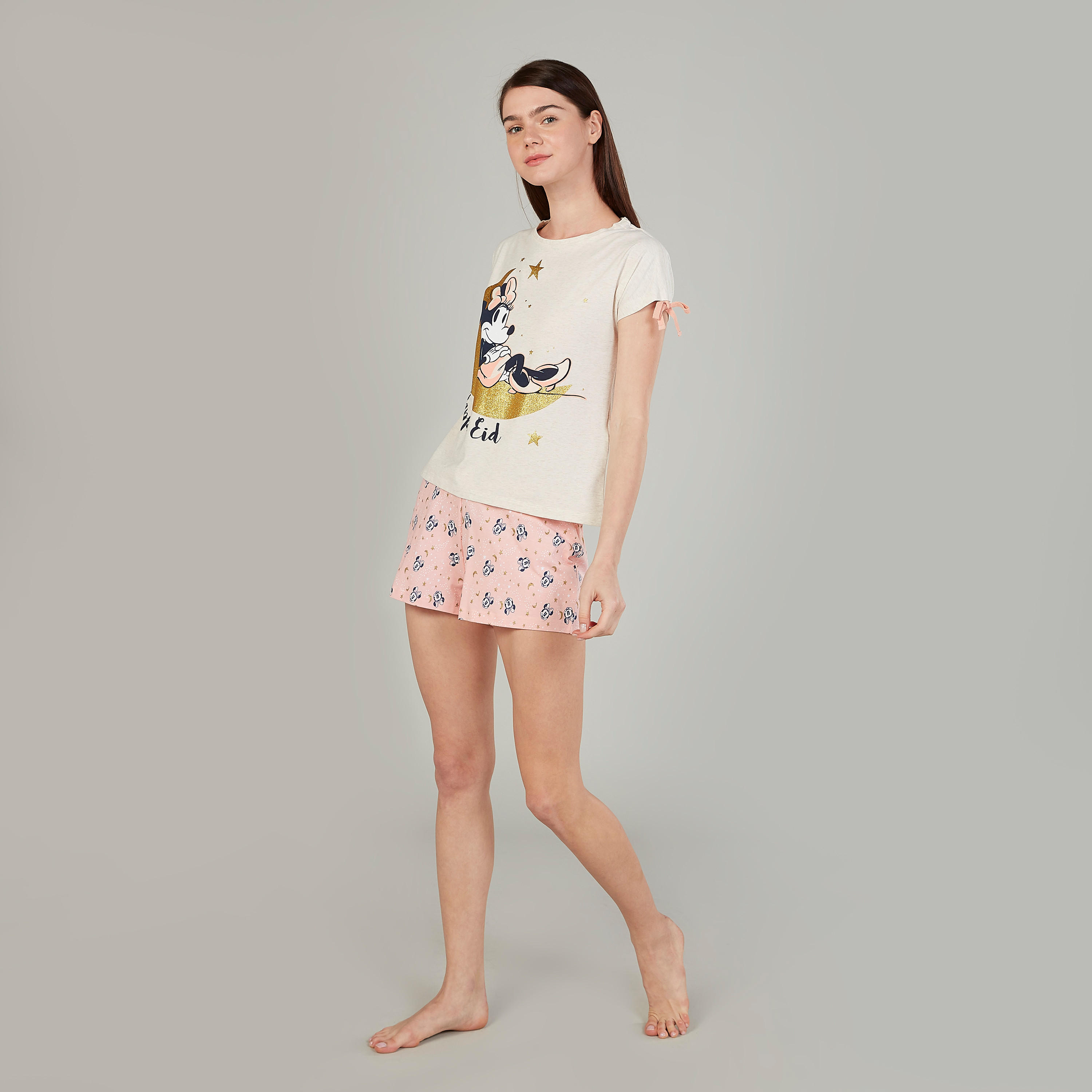 تيشيرت بياقة مستديرة بطبعات ميني ماوس مع شورت-women-clothing-nightwear-pyjamas-longsets-image-1