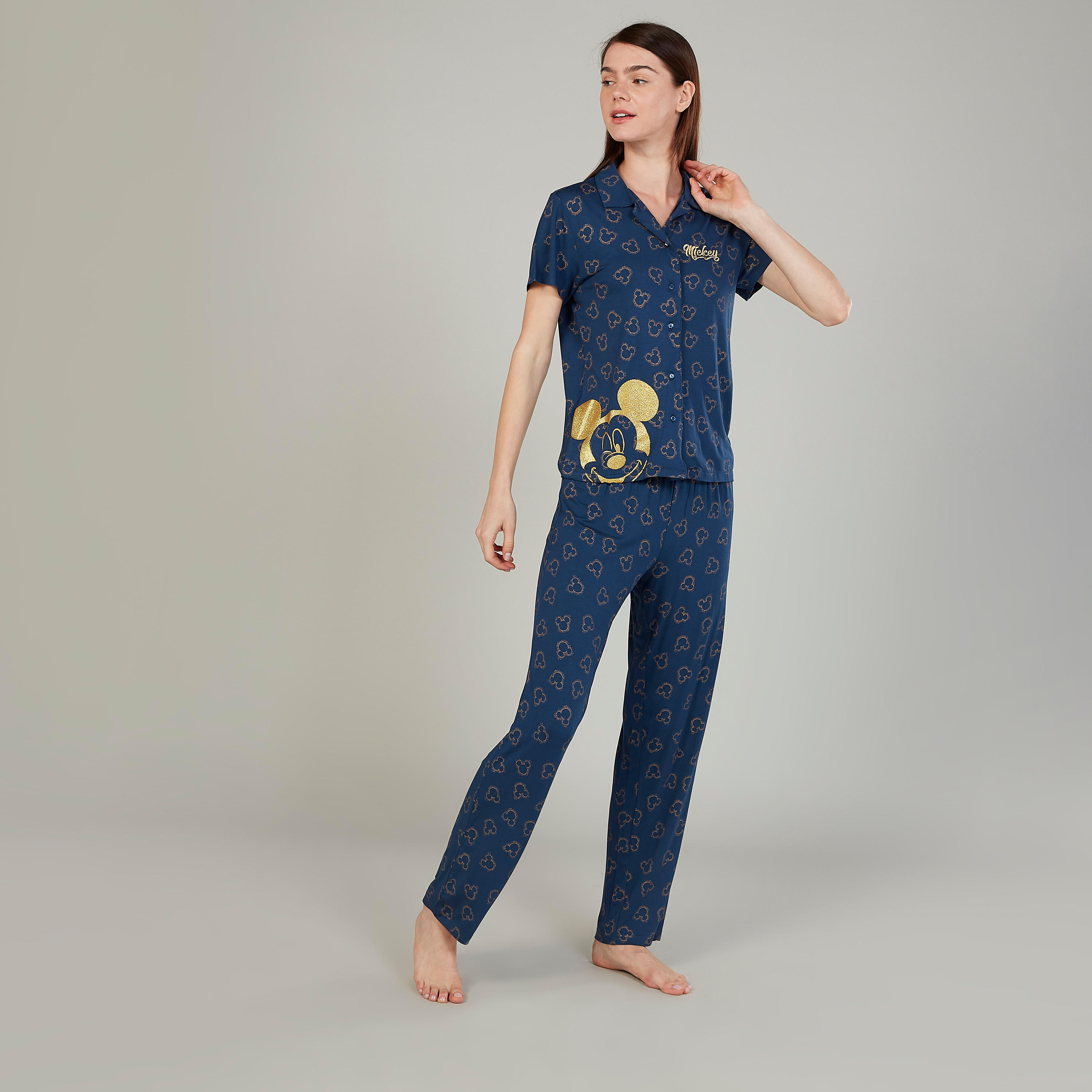 طقم بنطلون بيجاما وقميص بطبعات من ميكي ماوس-women-clothing-nightwear-pyjamas-longsets-image-1