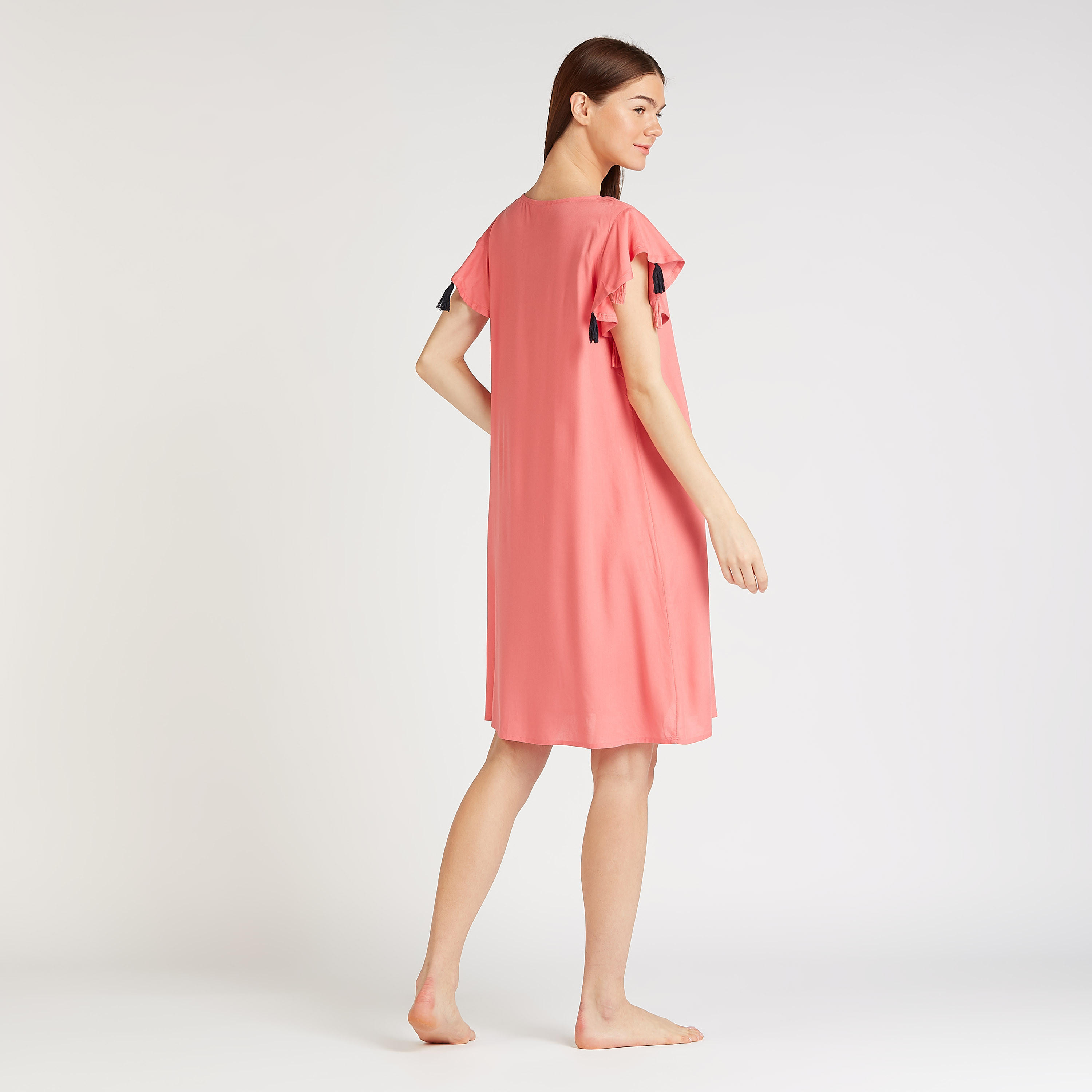 فستان نوم بألوان متعددة بياقة مستديرة وشرابات- طقم من قطعتين-women-clothing-nightwear-nighties-image-5