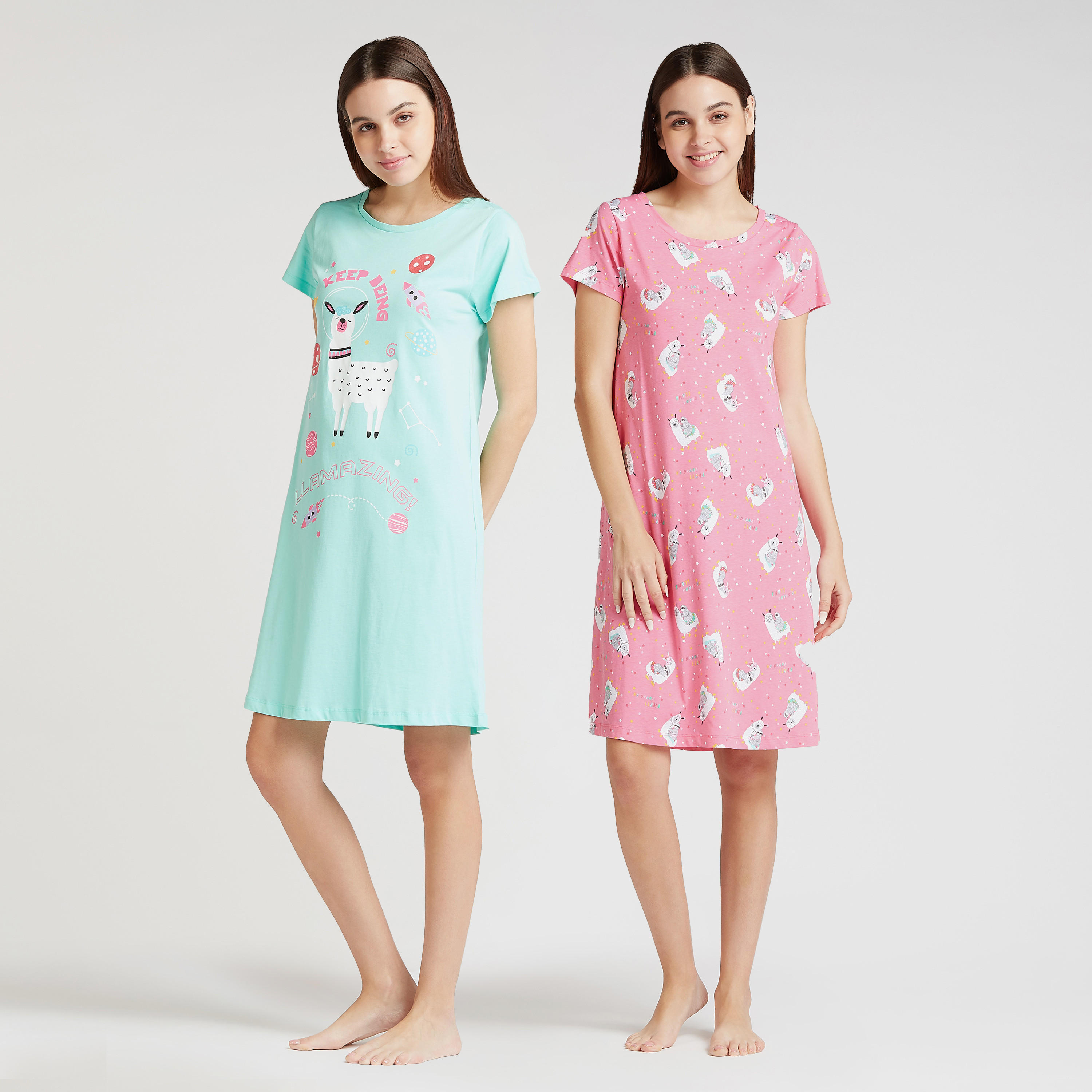 فستان نوم بياقة مستديرة وأكمام قصيرة وطبعات - طقم من قطعتين-women-clothing-nightwear-nighties-image-1