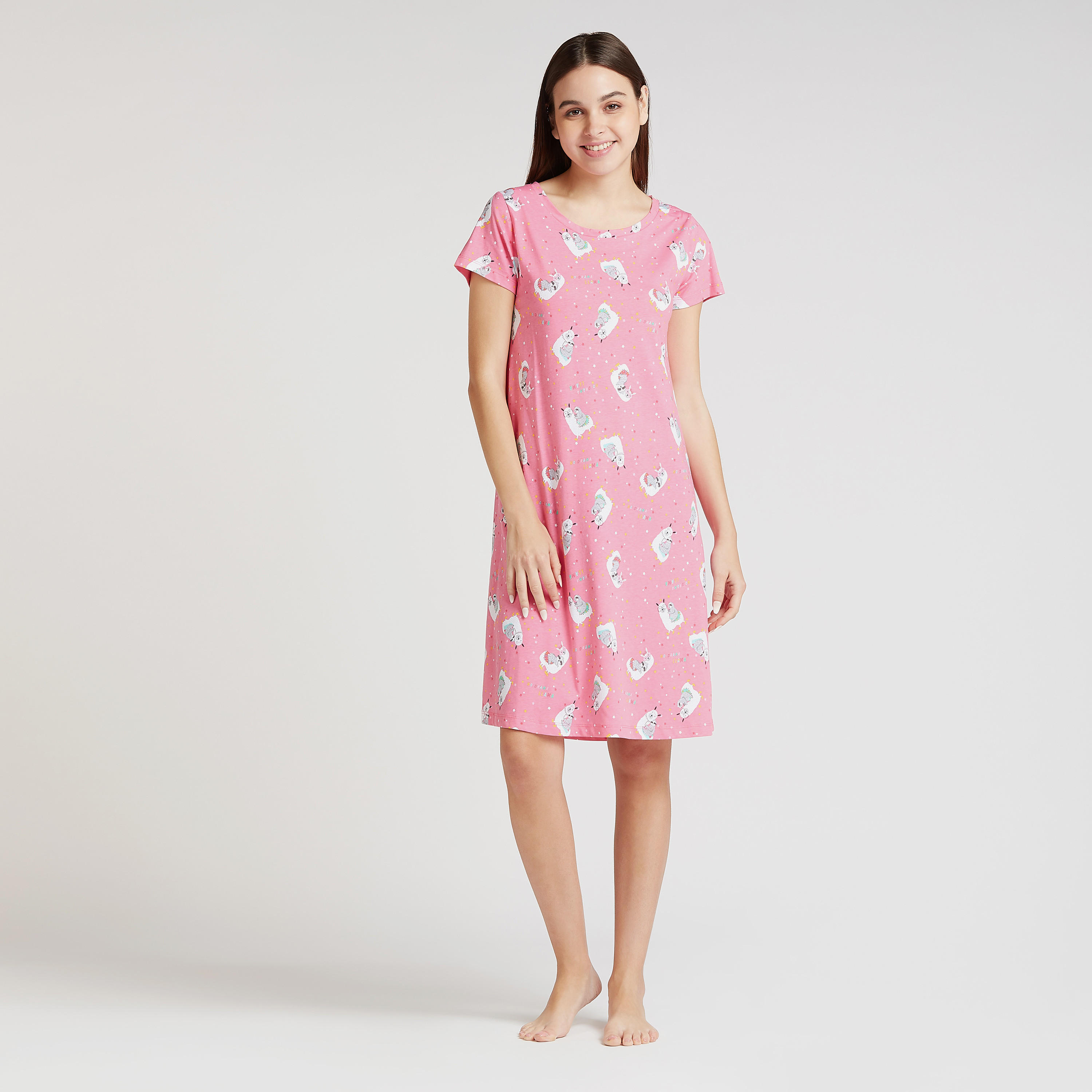 فستان نوم بياقة مستديرة وأكمام قصيرة وطبعات - طقم من قطعتين-women-clothing-nightwear-nighties-image-3